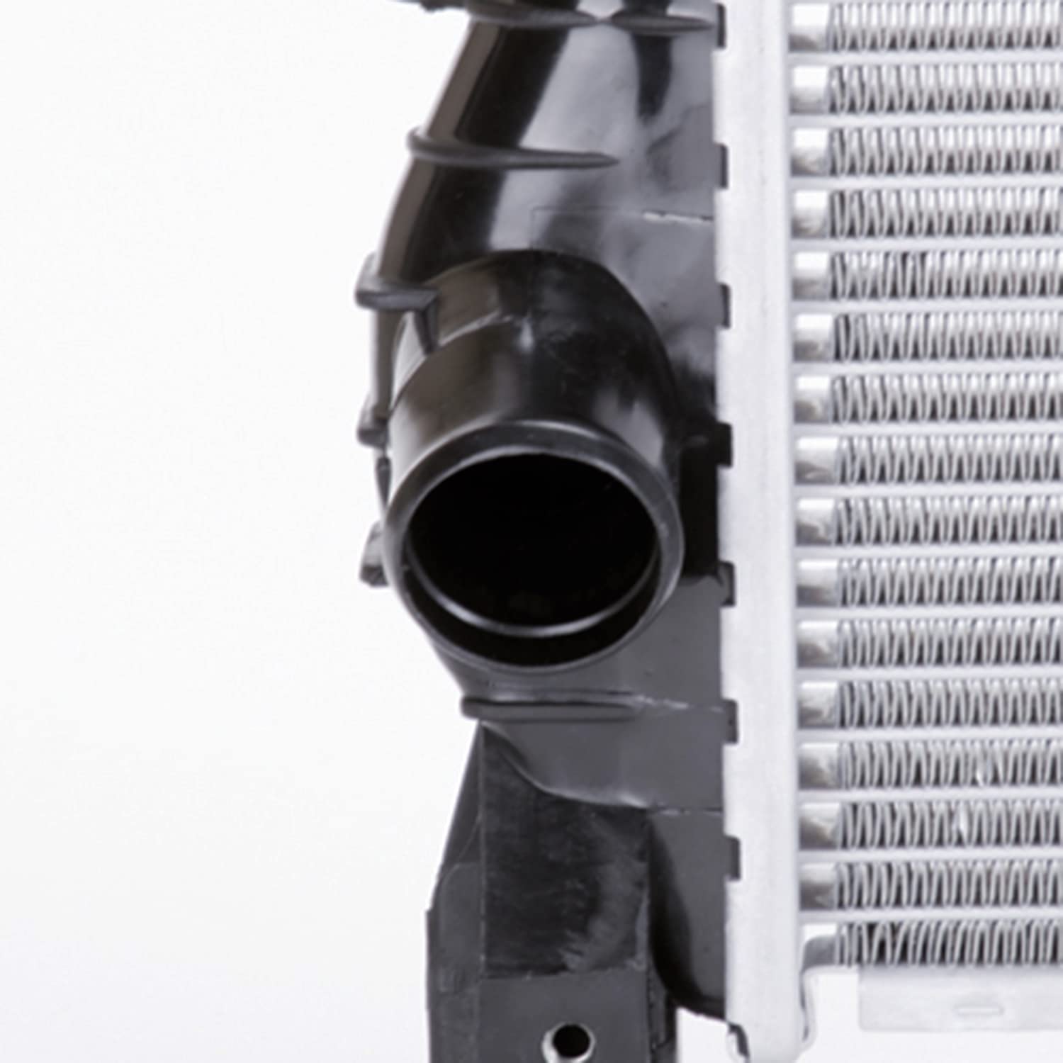Radiator TYC 2878 Compatible with 2003-2014 Volvo XC90