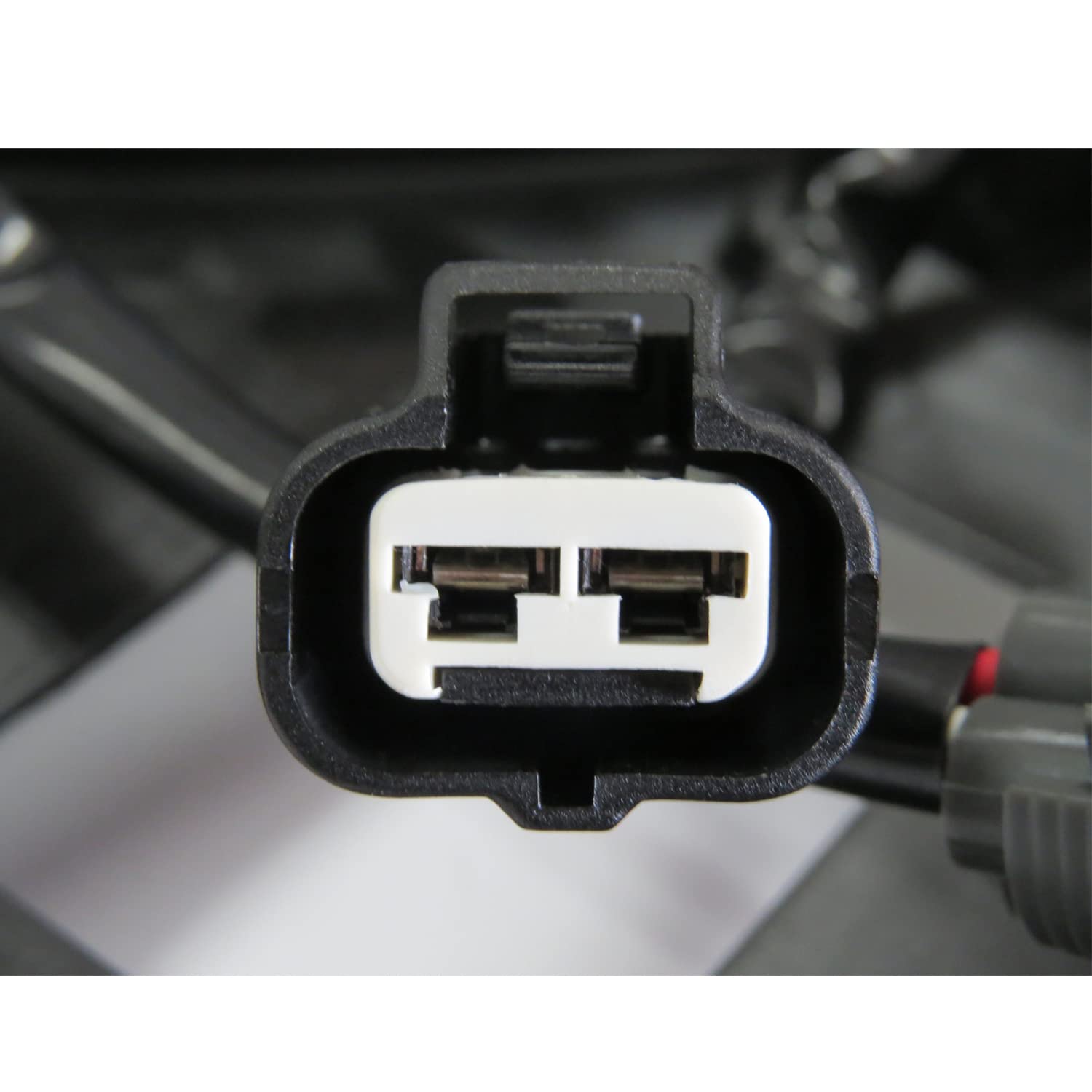 Replacement TYC Cooling Fan Assembly for Lexus Is250