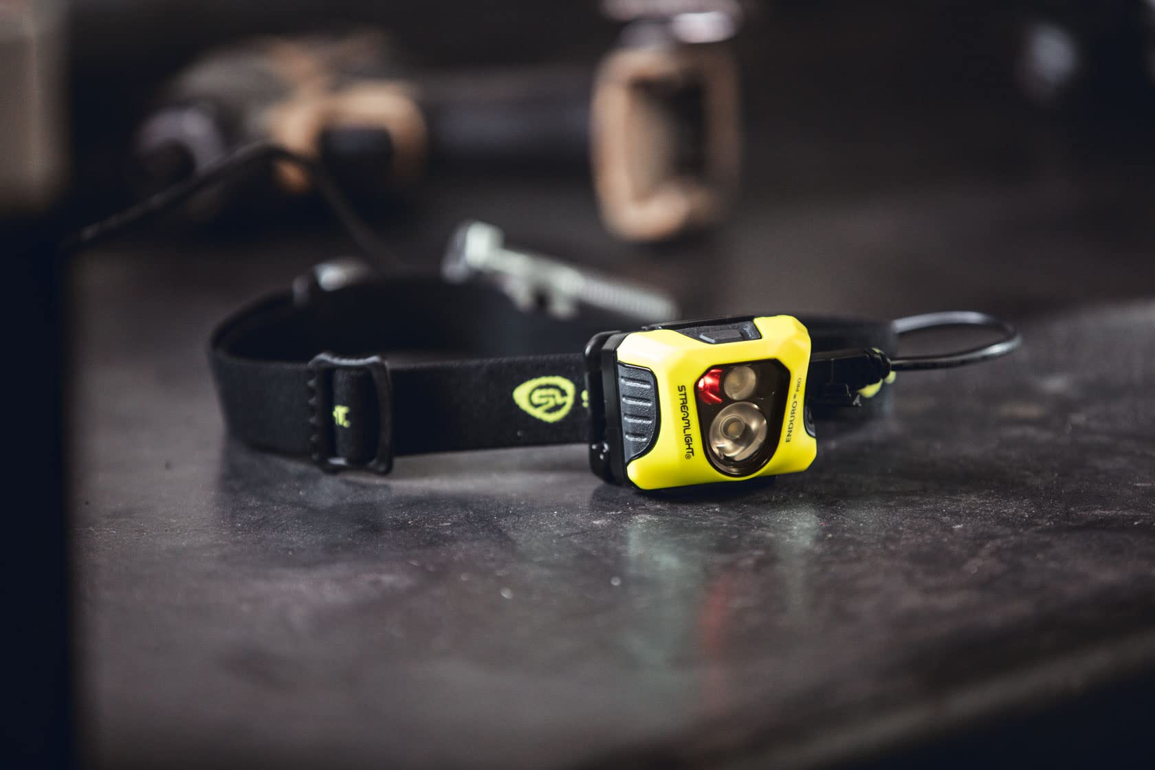 Enduro Pro USB Streamlight 61435 200-Lumen 2080-Candela Ultra-Light LED Rechargeable Headlamp with Spot & Flood Beams, Elastic Head Strap, and USB Cable, Yellow