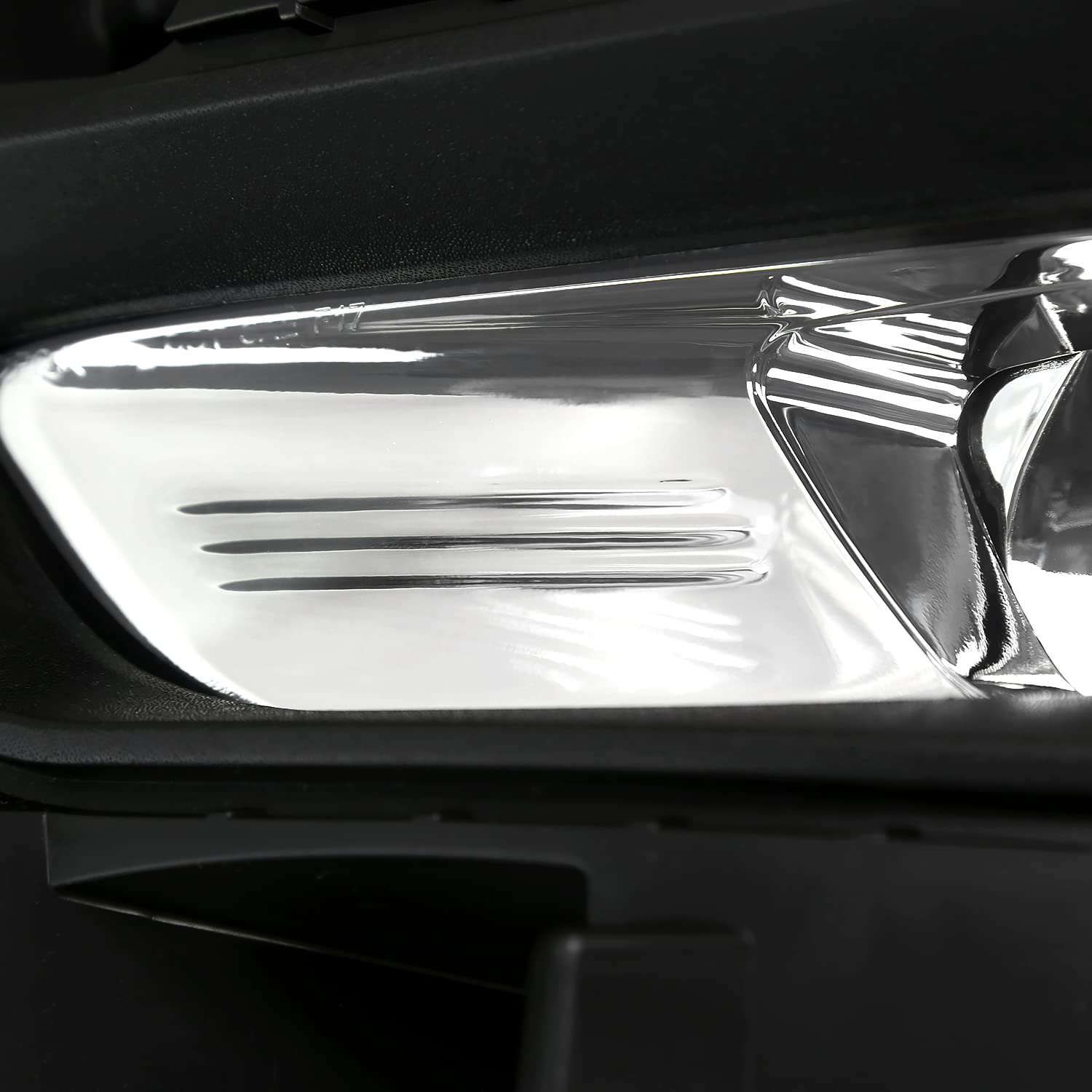 Fog Lamp Spec-D Tuning Clear Lens with OE Wiring and Switch Compatible with Nissan Versa 2020