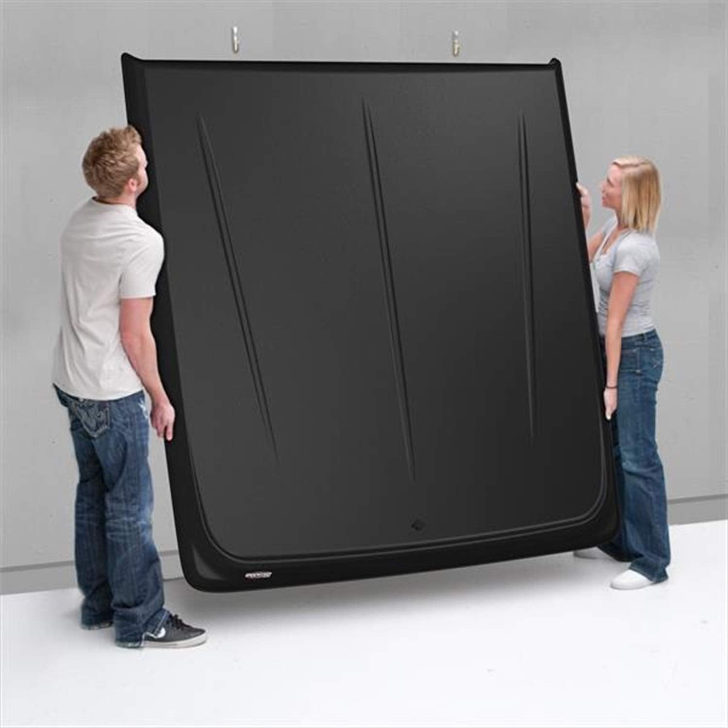 UnderCover SE RealTruck One-Piece Truck Bed Tonneau Cover | UC4146 | Fits 2016 - 2023 Toyota Tacoma 6' 2" Bed (73.7")