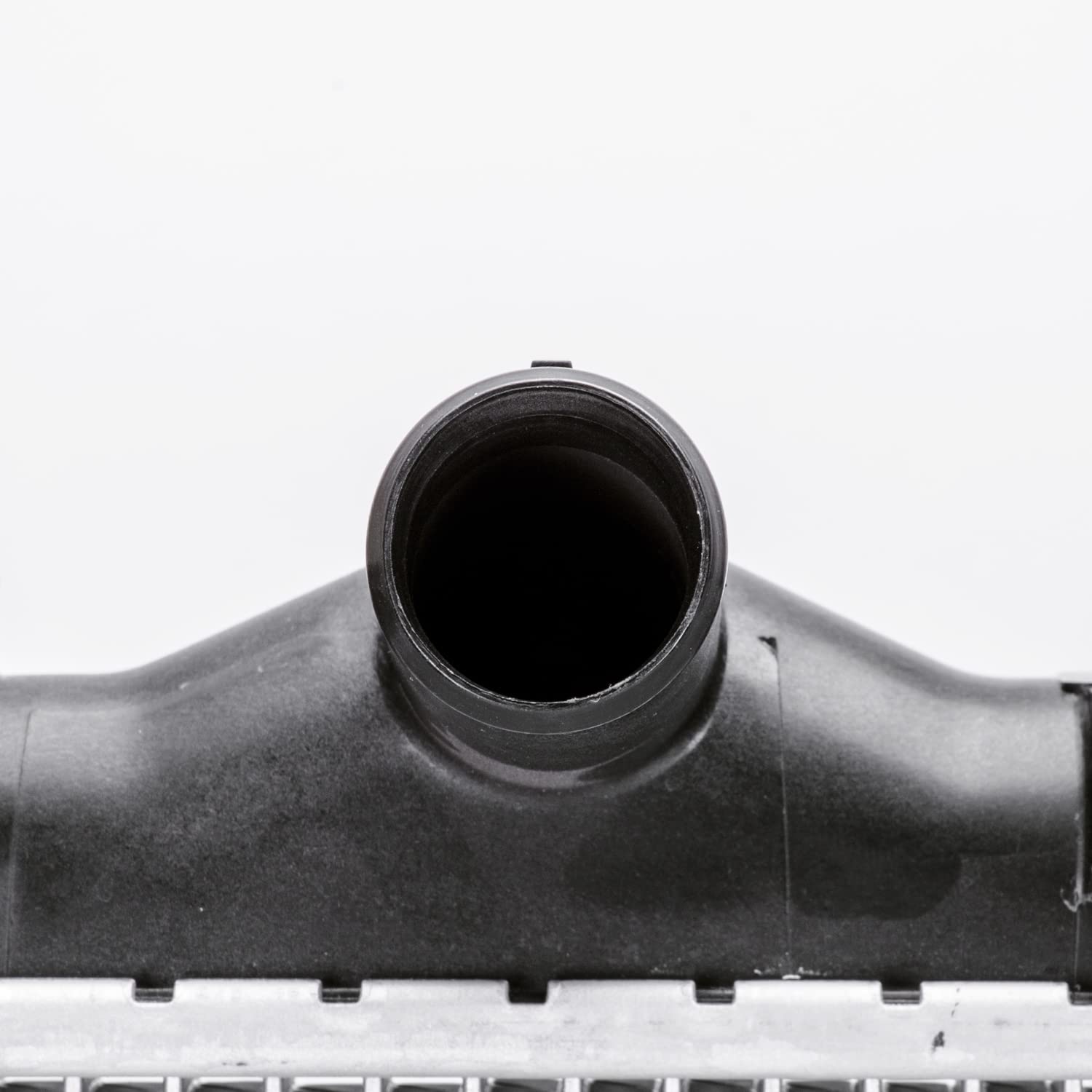 Radiator TYC Compatible with 2001-2010 Chrysler Pt Cruiser