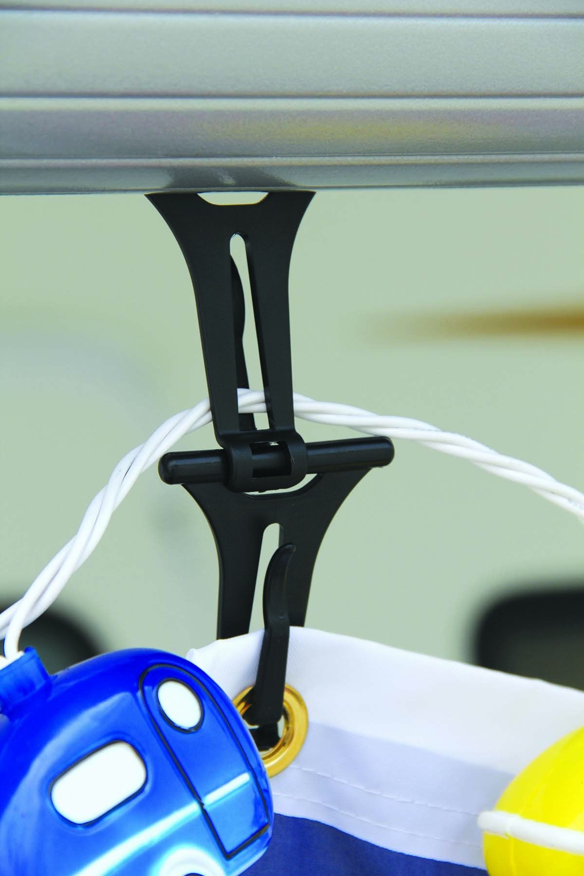 Awning Hanger Clip Camco 42720 - Pack of 8, 5/8 Inch, Black