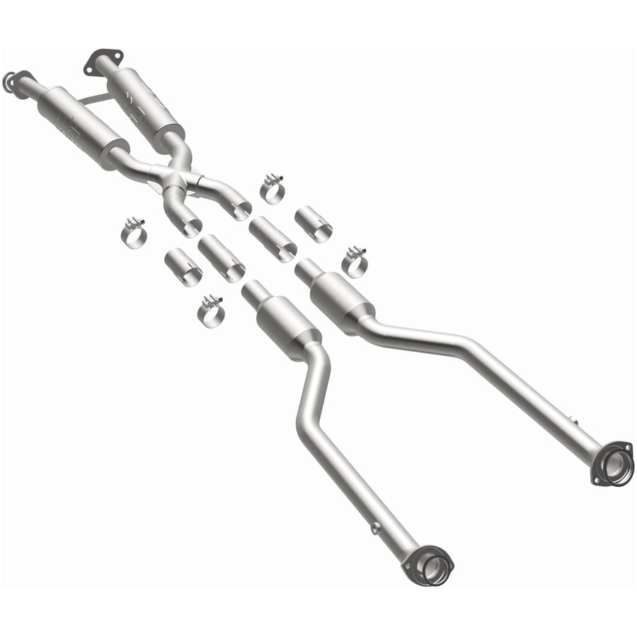 Catalytic Converter MagnaFlow 21-069: Direct-Fit, OEM Grade, Compatible With 2013-2020 Lexus GS350 3.5L, 2014-2015 Lexus IS250 2.5L, 2014-2017 Lexus IS350 3.5L (Federal/EPA Compliant)