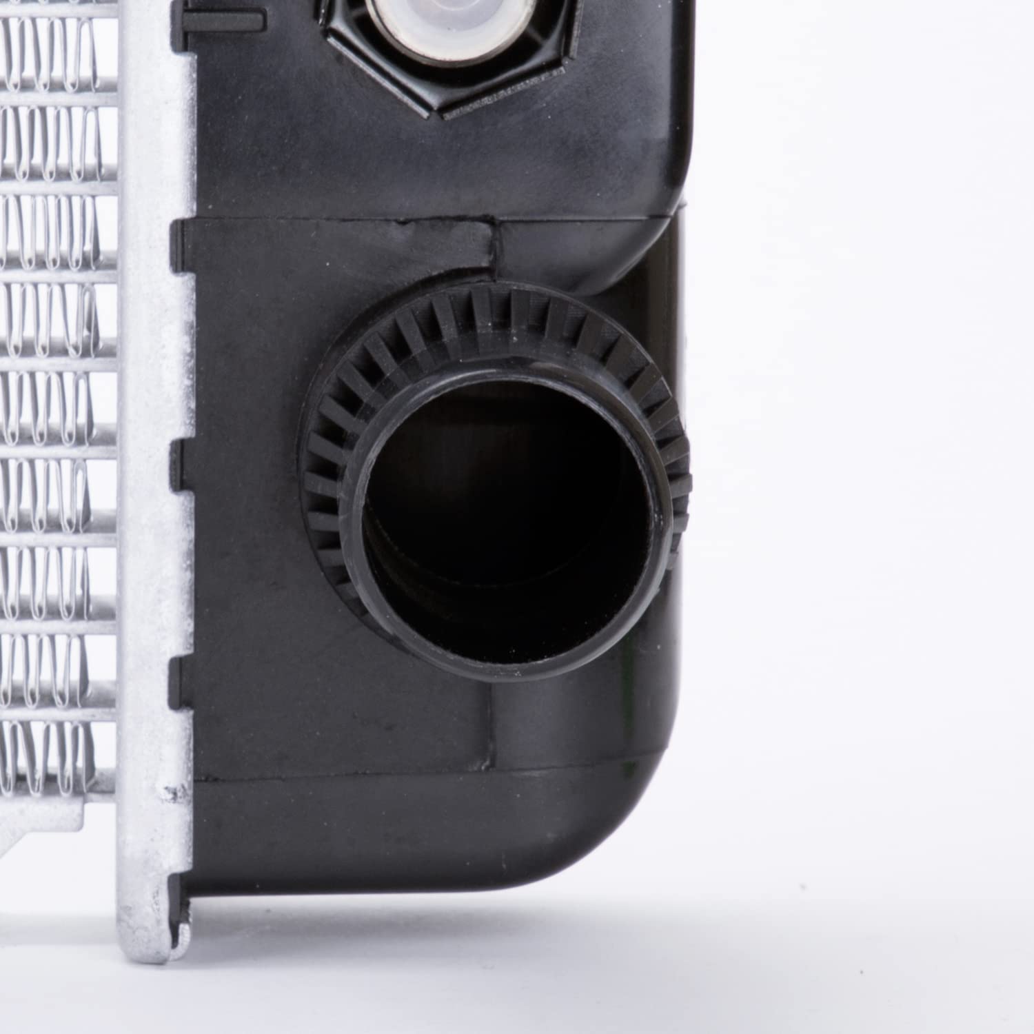 Radiator TYC 2792 Compatible with 2004-2008 Chevrolet Express Vans