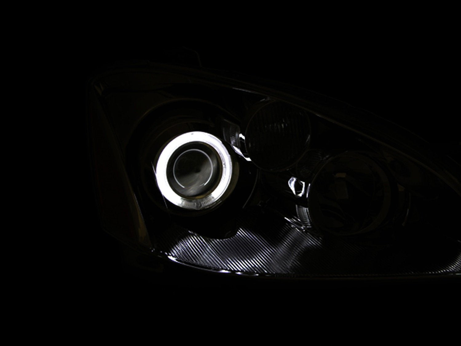 Nissan Altima Anzo USA 121226 Chrome Clear Projector with Halos Headlight Assembly - (Sold in Pairs)
