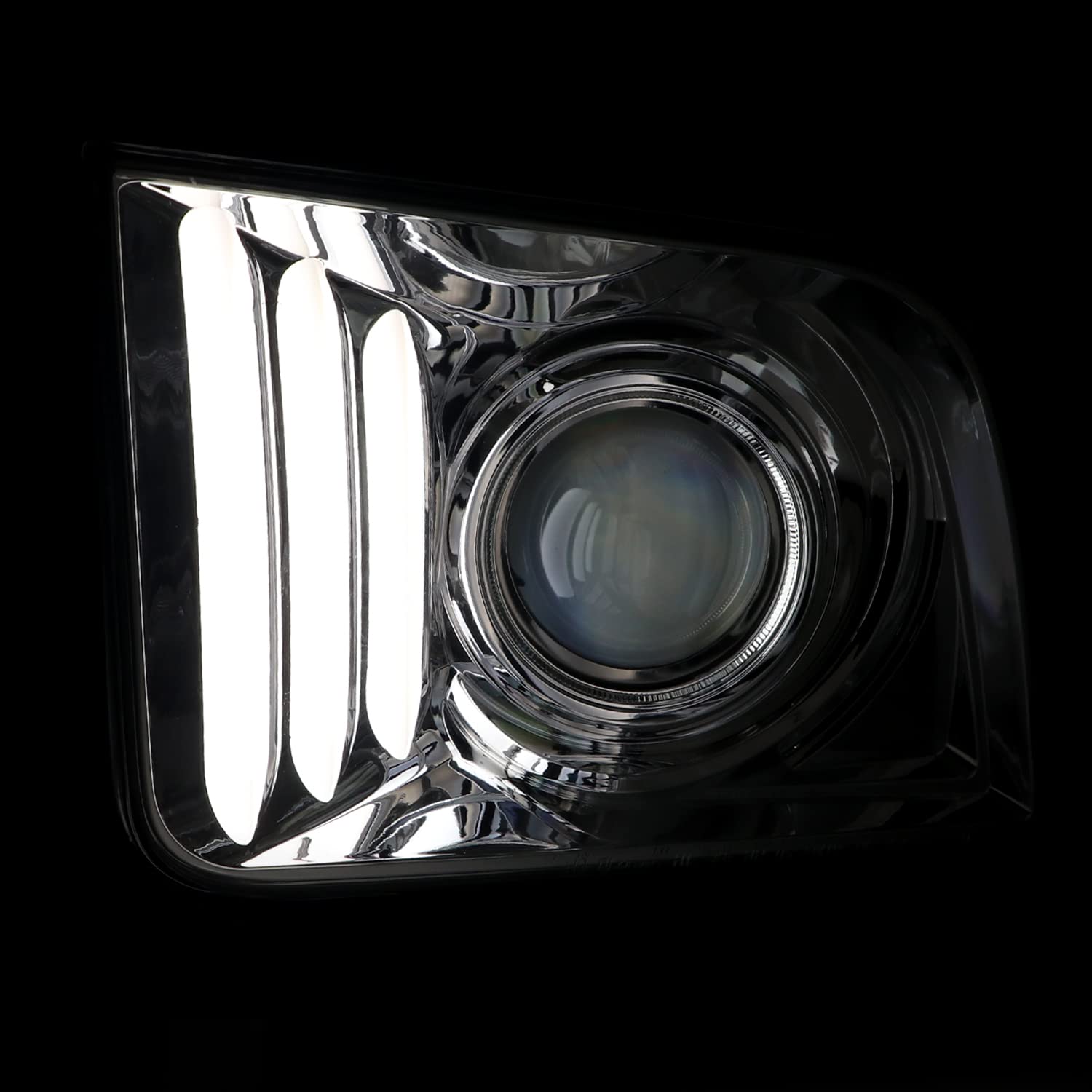Chrome Projector Headlights SPEC-D TUNING Compatible with 2005-2009 Ford Mustang, Left + Right Pair Headlamps Assembly