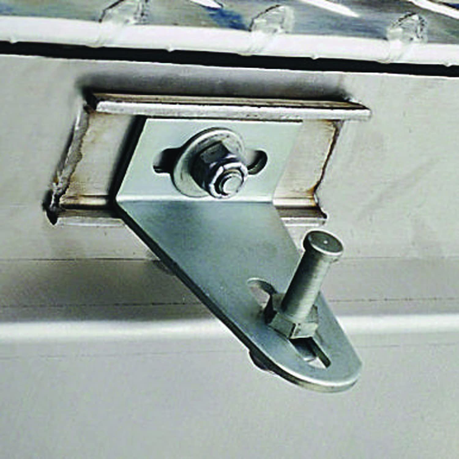 Portable 49" JOBOX Aluminum Truck Chest - 221000D,Silver
