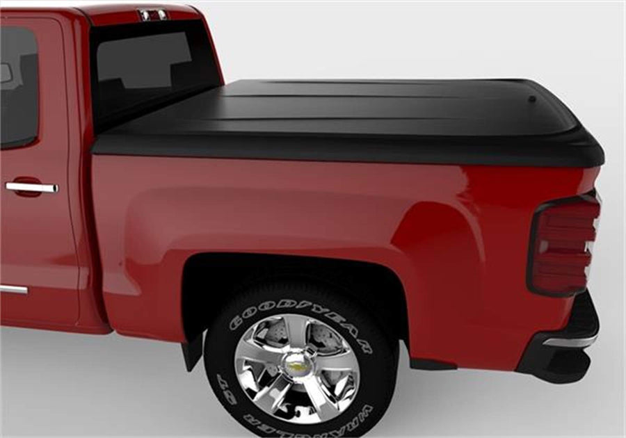 UnderCover SE RealTruck One-Piece Truck Bed Tonneau Cover | UC1116 | Fits 2014 - 2018, 2019 Legacy Chevy Silverado 1500 5' 9" Bed (69.3")