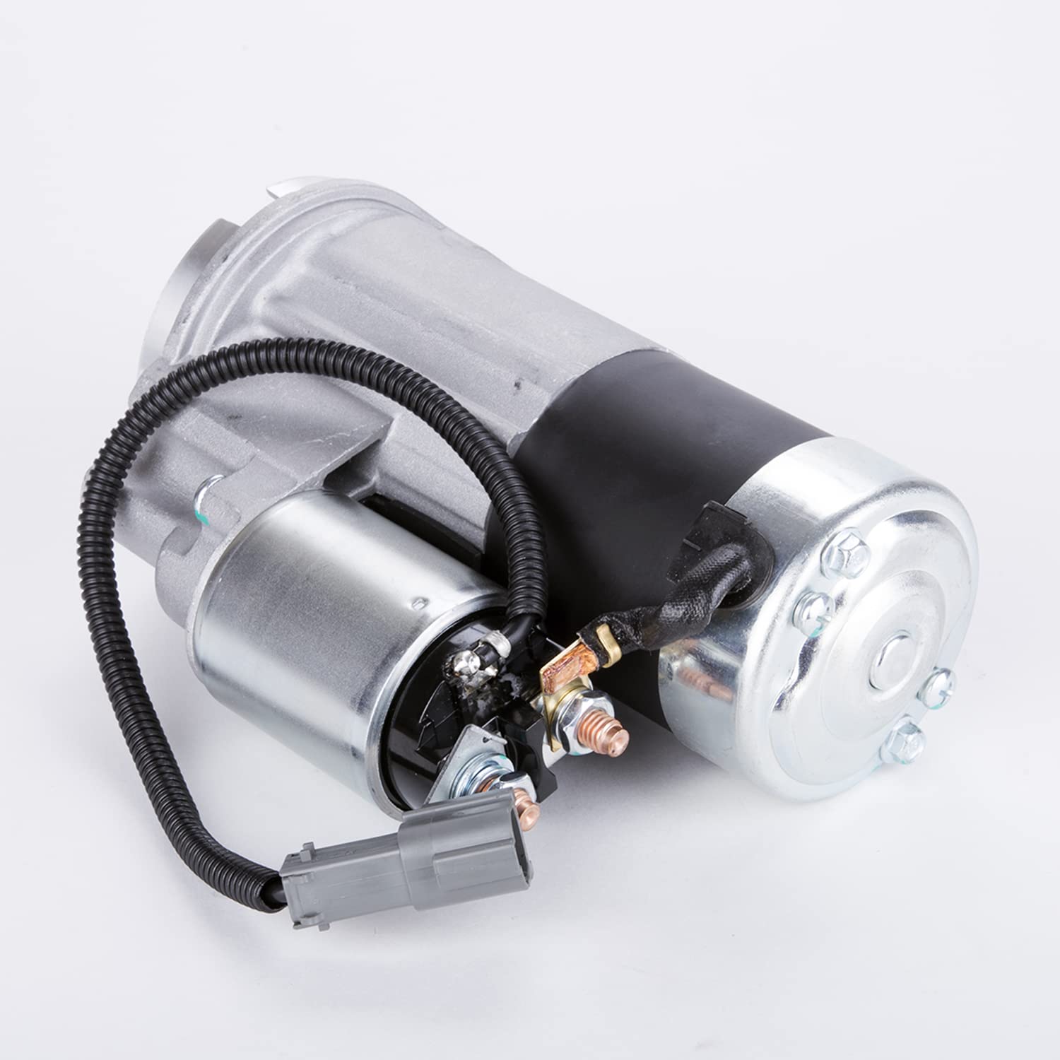 Starter Motor TYC 1-17738 Compatible with 2000-2001 Nissan Xterra