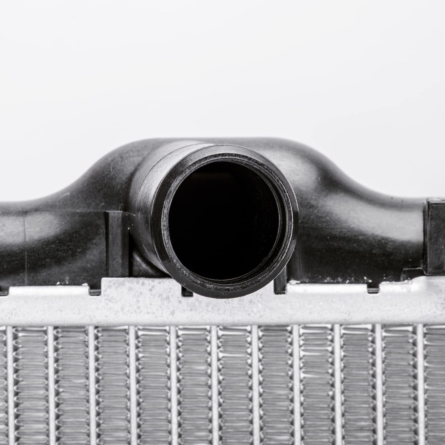 Radiator TYC Compatible with 2001-2004 Dodge Neon