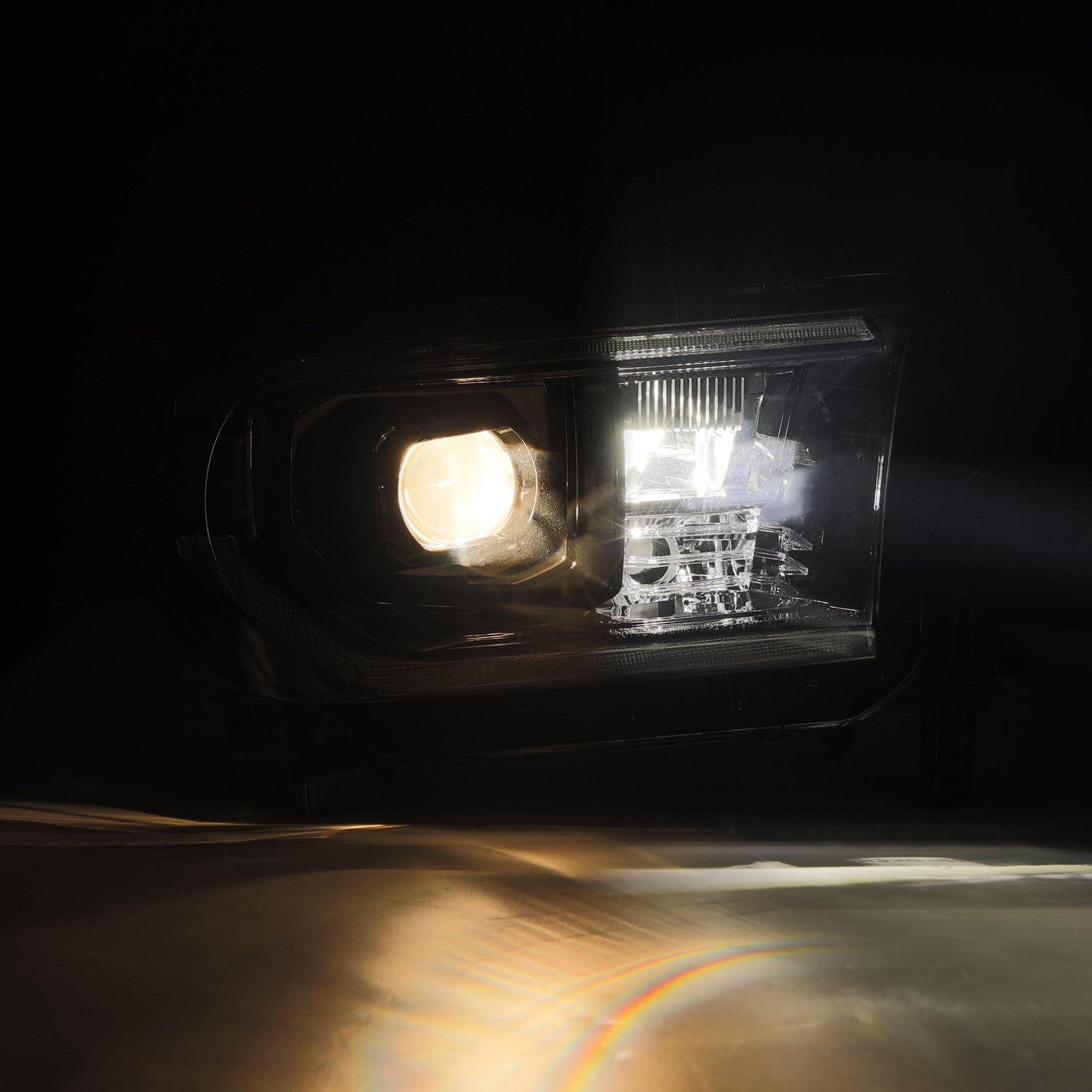 Luxx-series AlphaRex 880825 Projector Headlights