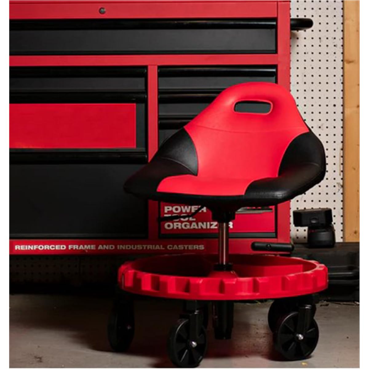 2-700R Traxion 2-700 Progear Mobile Rolling Gear Race Seat With Tray And Five All Terrain Casters - Red