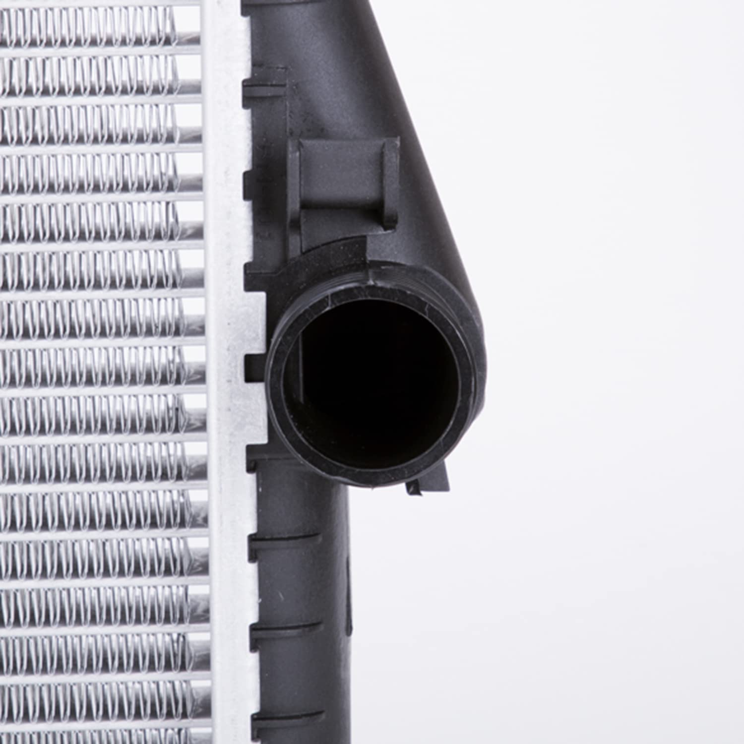 Radiator TYC Compatible with 1997-1998 BMW 5 Series