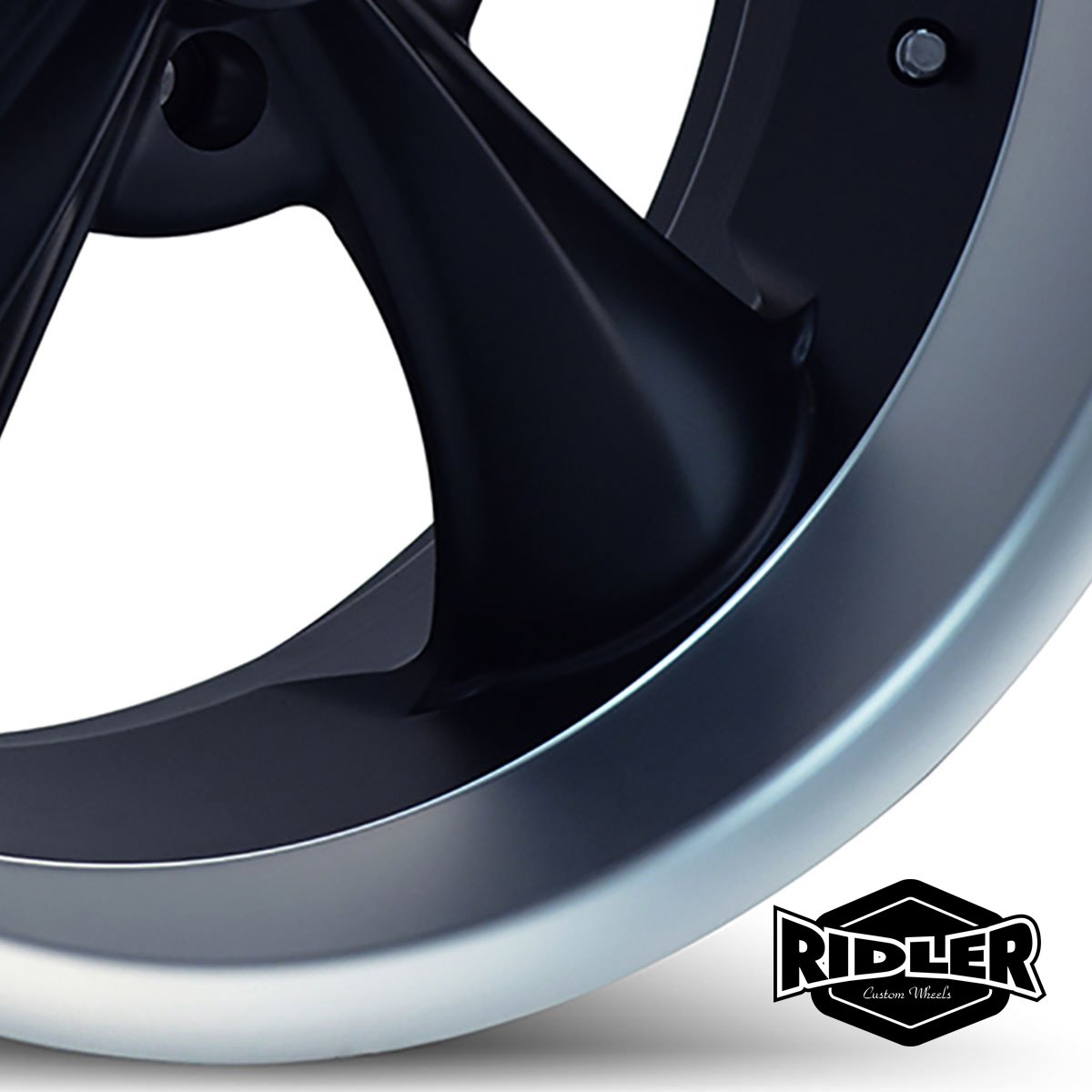 695 Ridler Style 695 Matte Black Wheel with Machined Lip (20x10"/5x120.65mm)