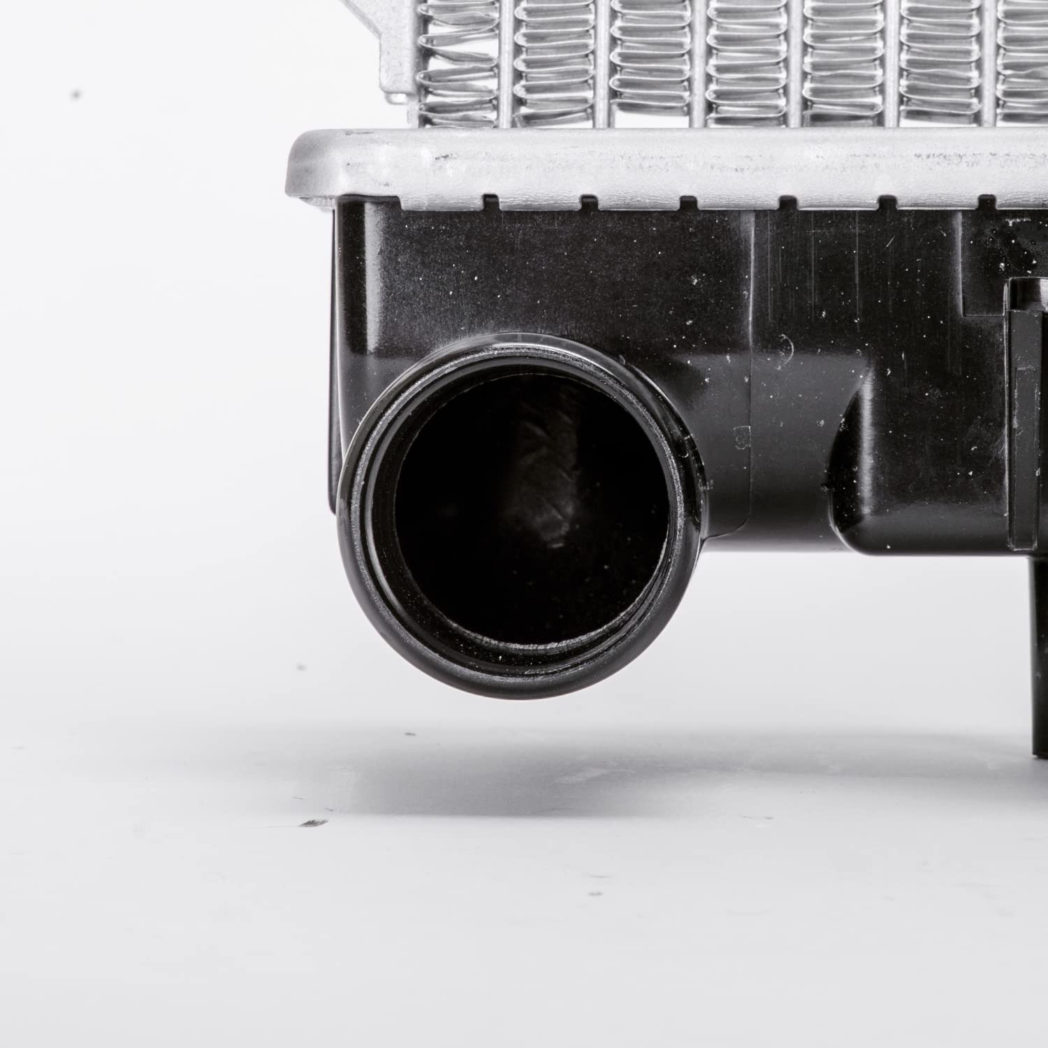 Radiator TYC Compatible with 1999-2002 Subaru Impreza