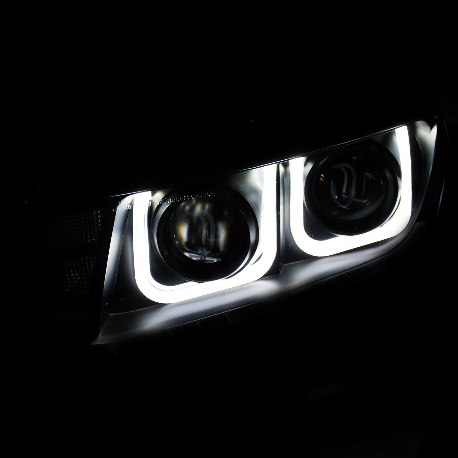 121508 Anzo USA Projector Headlights