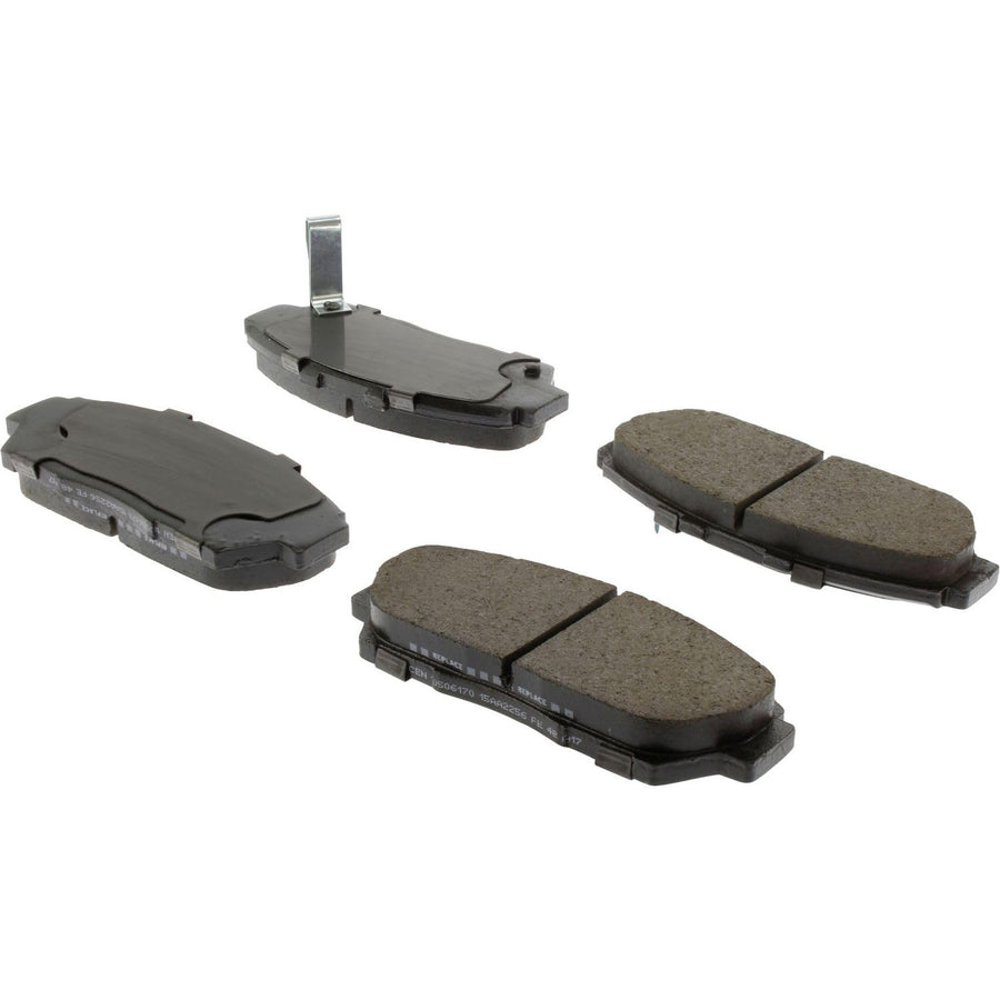 Front StopTech 308.06170 Brake Pads with Shims and Hardware Street