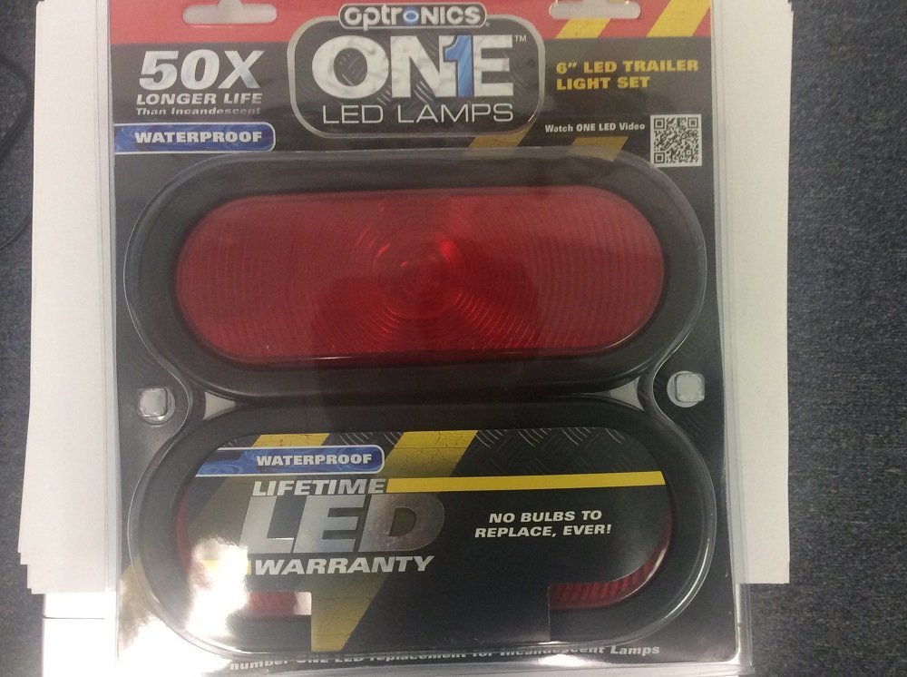 LED TAIL LIGHT Optronics 6IN OVAL SEALED RED (PAIR)