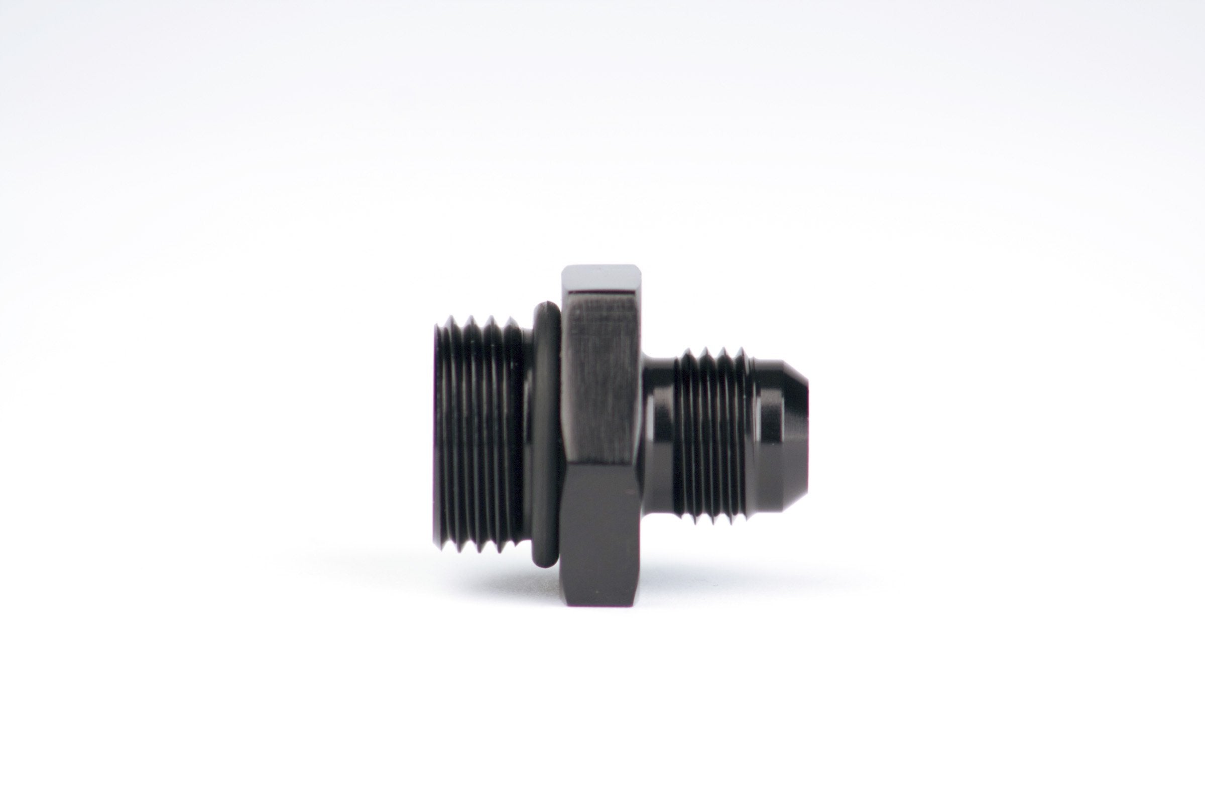 Aeromotive 15605 AN-06 Male Flare/AN-08 O-ring Boss Reducer Fitting