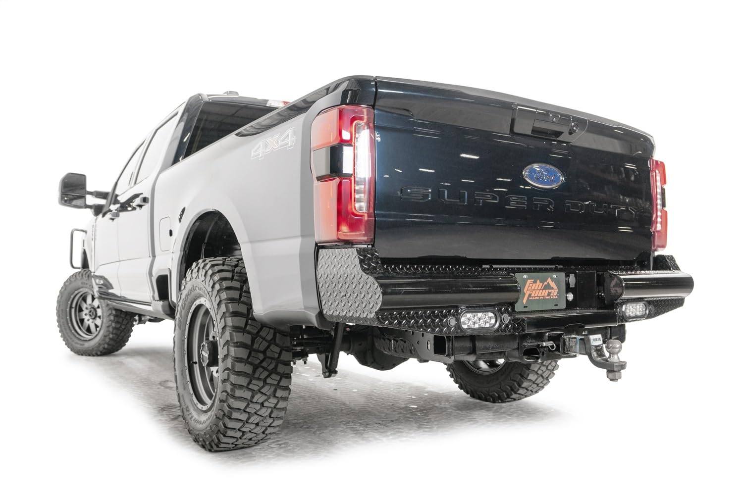 Fab Fours Black Steel FS23-T5950-1 Rear Bumper fits 2023 Ford F-350 Super Duty