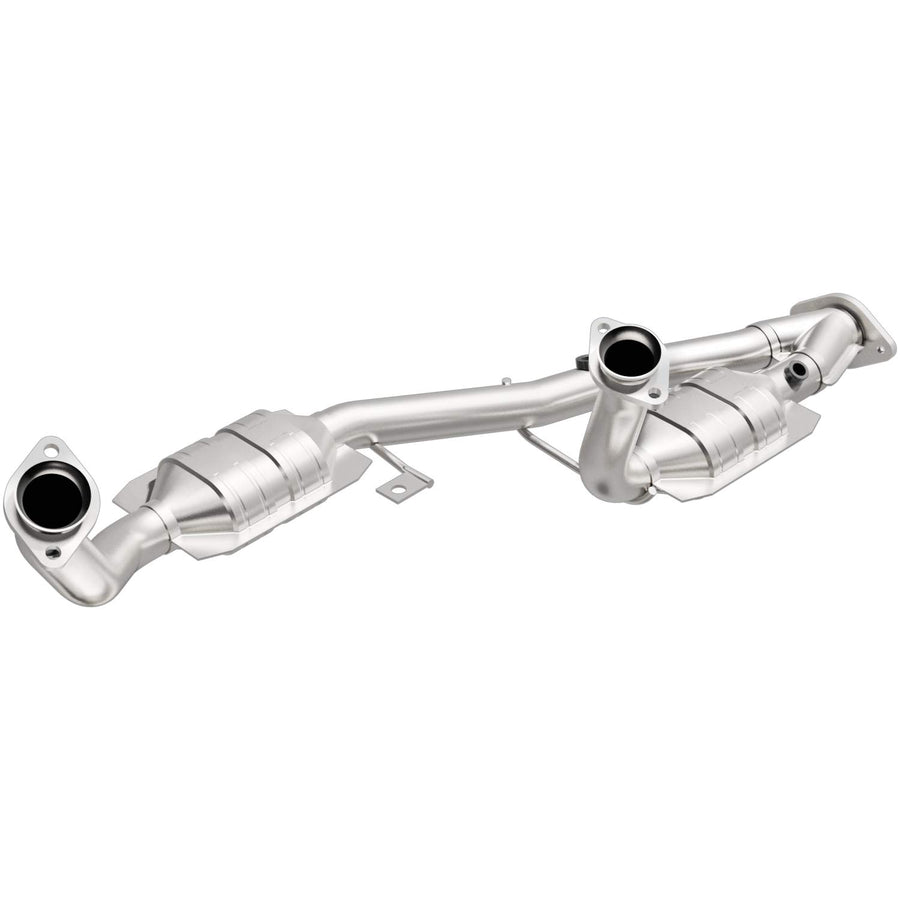 445381 MagnaFlow Conv DF 96-99 GM Astro/Safari Van