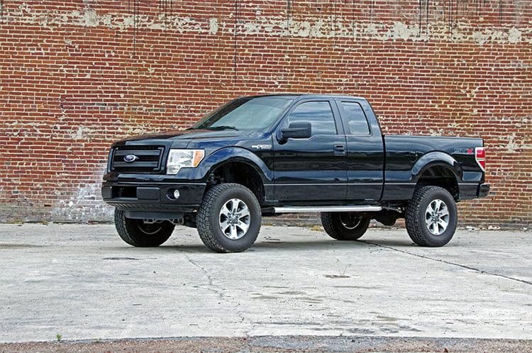 6" Suspension Lift Kit Rough Country for 2011-2014 Ford F-150 2WD - 57330