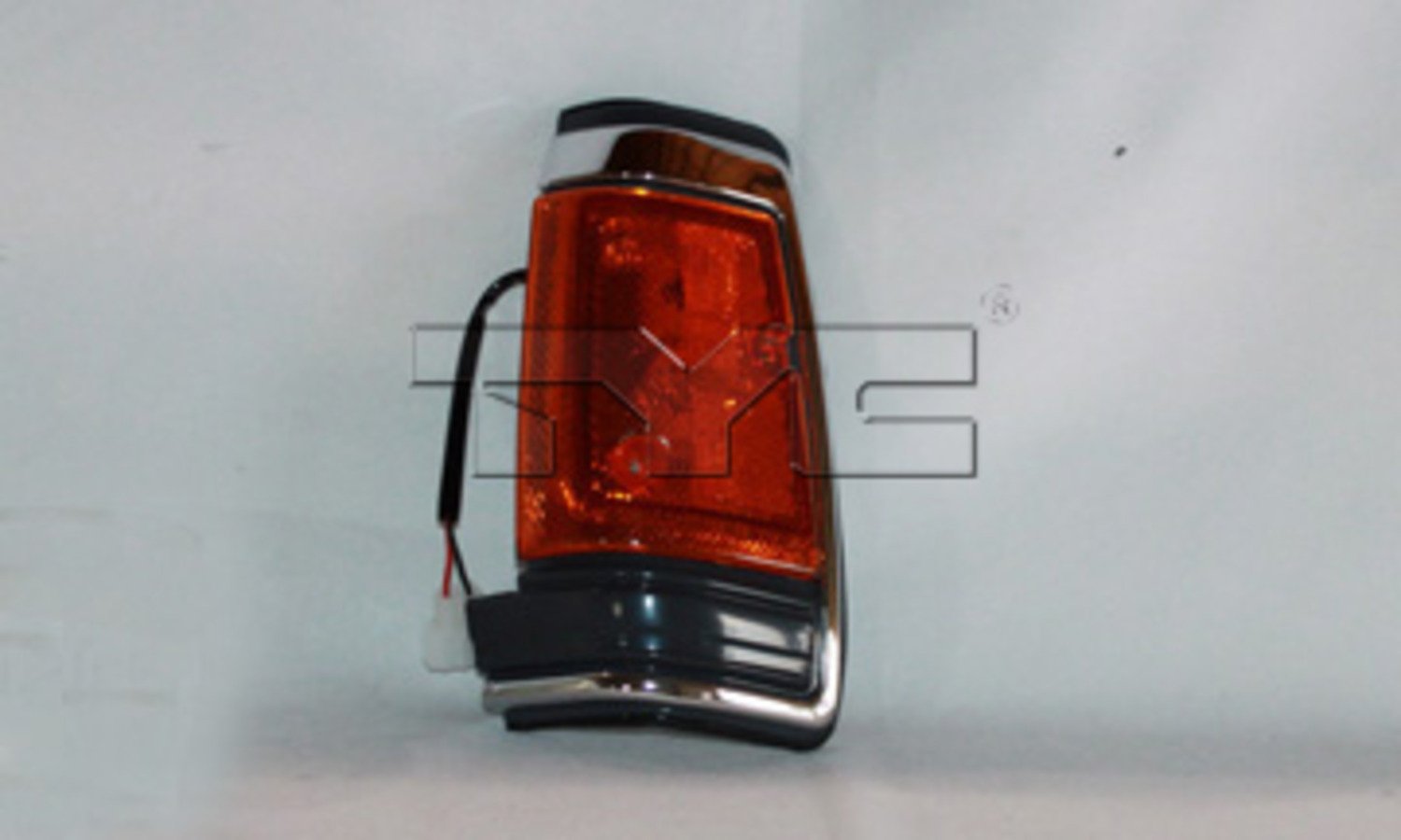 Nissan 720 Pickup QP N6130-a Driver Corner Light