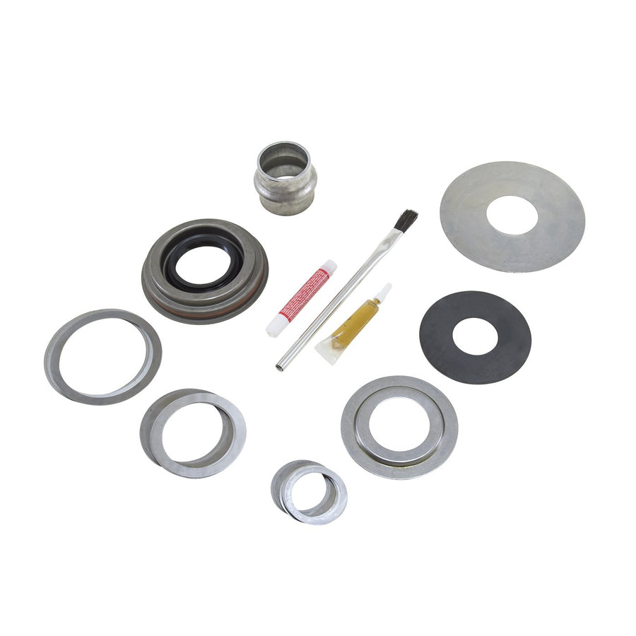 Yukon Gear Minor Installation Kit for Jeep Grand Cherokee Dana 30 Differential with Crush Sleeve MK D30-CS)