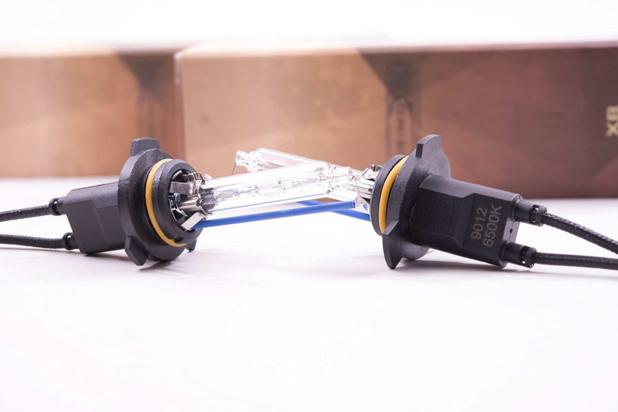 Pair of Morimoto XB HID Bulbs, 9012 3000k Xenon Bulbs, AMP Style Connectors, High intensity Discharge Bulbs, Universal Plug and Play for Easy Install, Powerful Upgrade (2x MM.N.044)