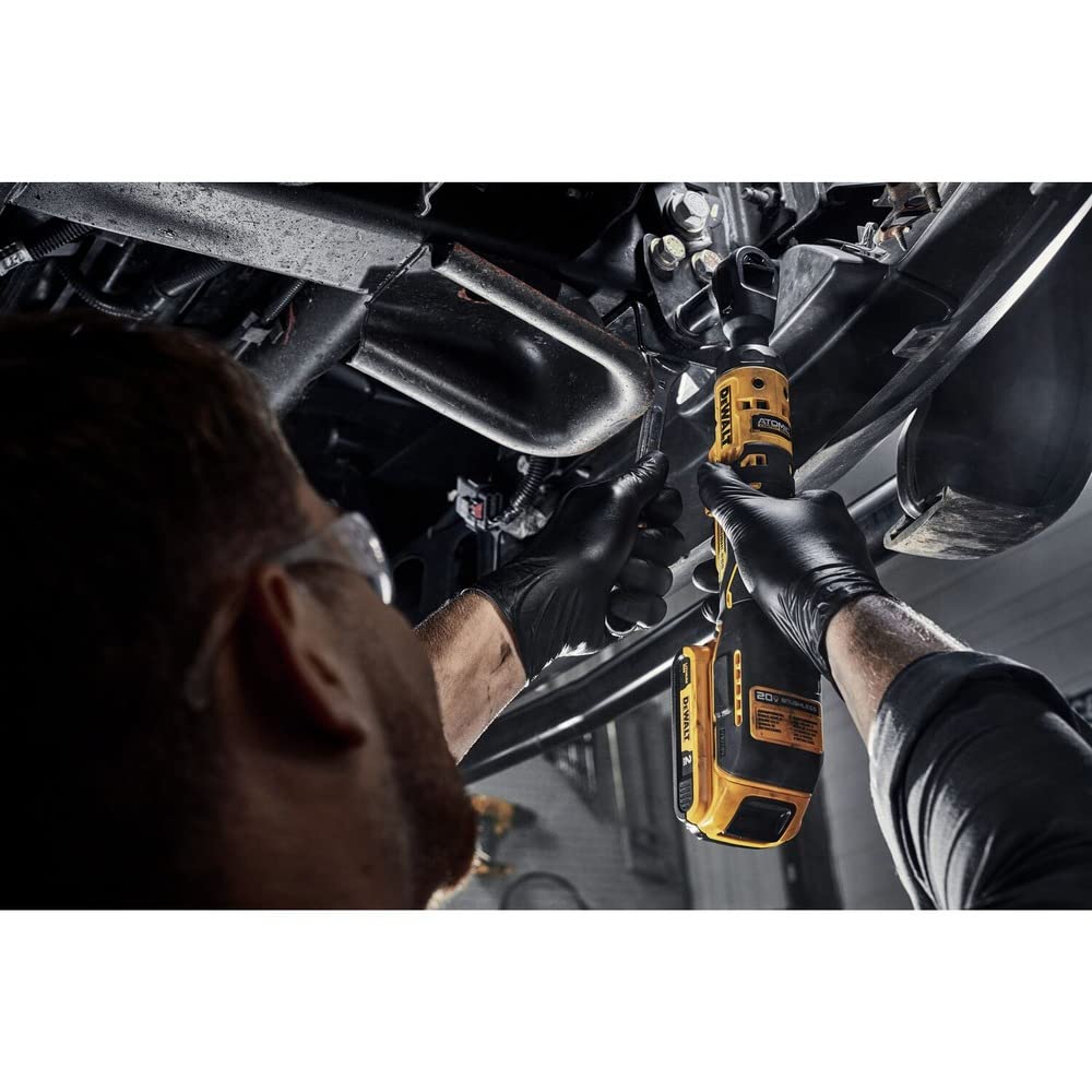 20V MAX* DEWALT Brushless Ratchet Kit 1/2 in. (DCF512D1)