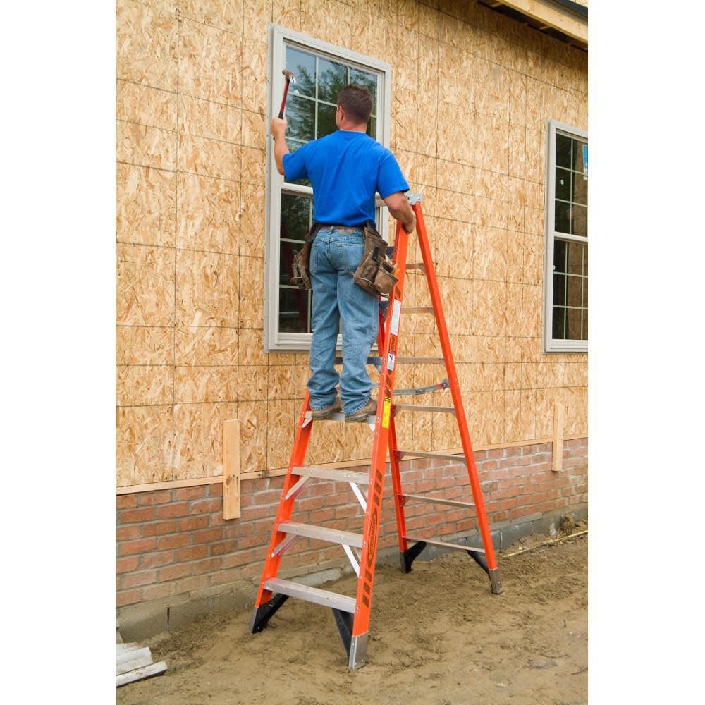 Premium Werner Step Ladder, Fiberglass (7408)