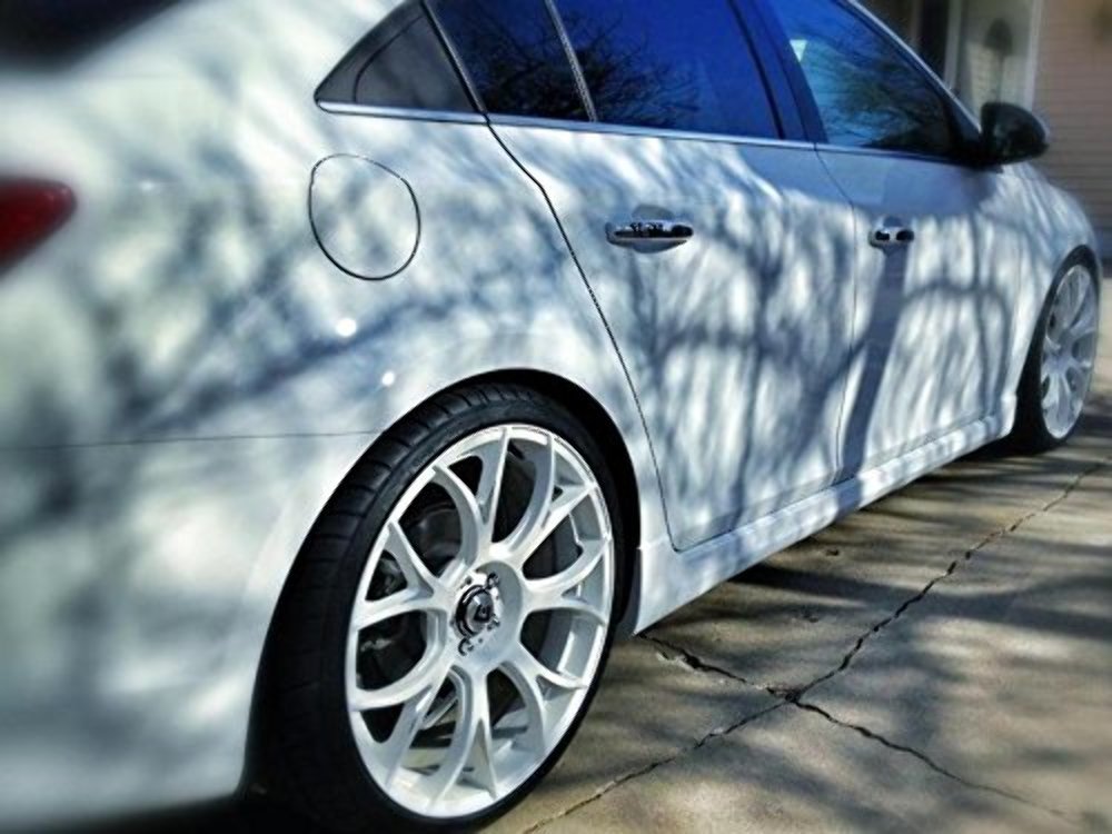 White Motegi Racing MR126 Wheel with Milled Accents (20x8.5"/5x120mm, +38mm offset)
