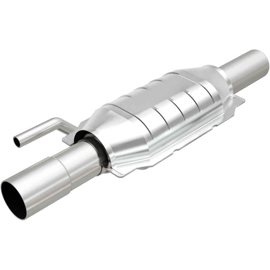 Catalytic Converter MagnaFlow 95221: HM Grade, Direct Fit, Compatible with 1994-1999 Dodge Ram 3500 and 1994-1999 Dodge Ram 2500 (Federal/EPA Compliant)
