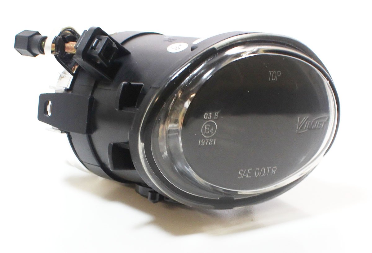 Winjet Driving Fog Lights Compatible with BMW [2001 2002 2003 2004 2005 320i 325i 325xi 330i 330xi] [2001-2003 M3/M5]