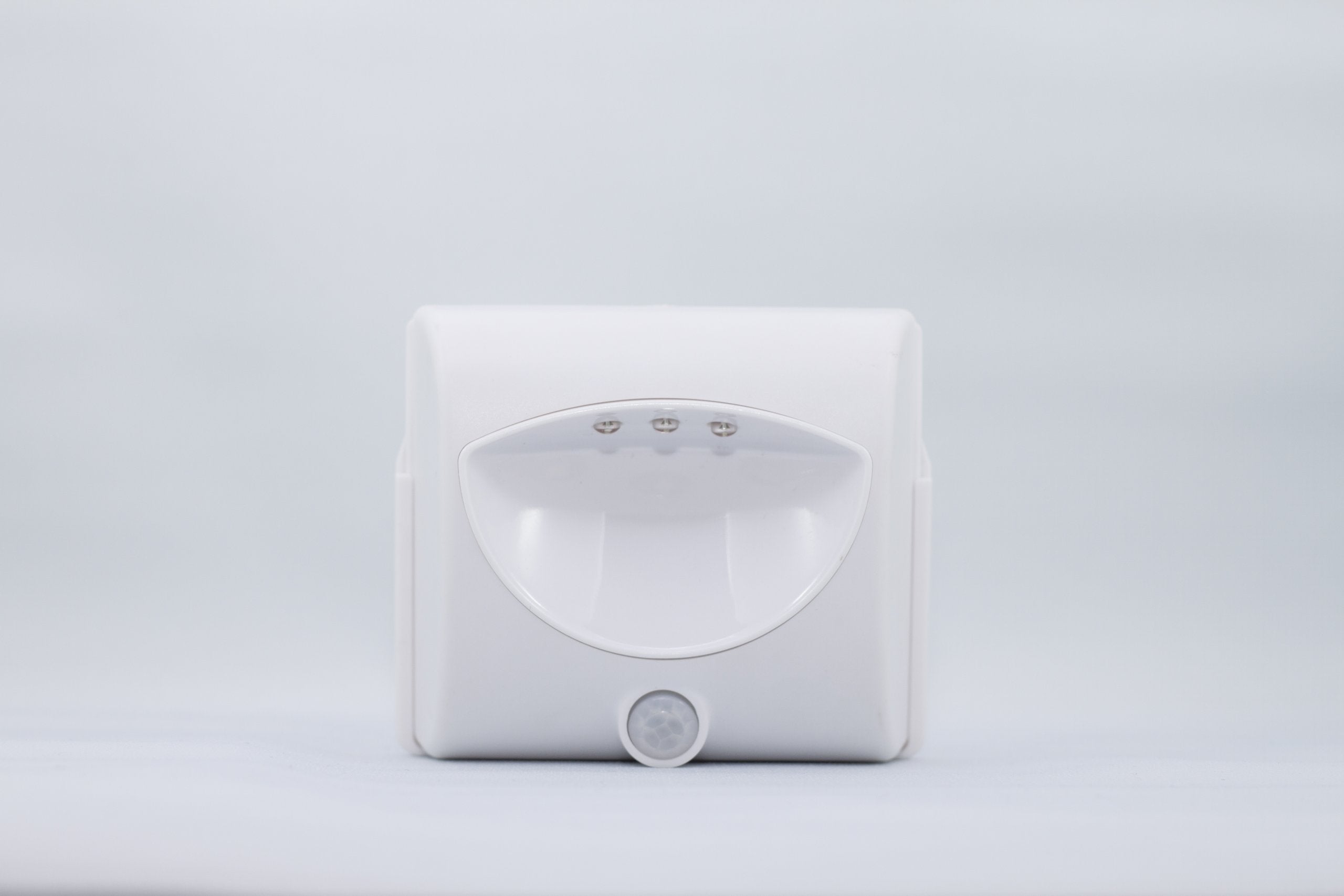 3 LED Light Tri-Lynx 00025 with Motion Sensor, White