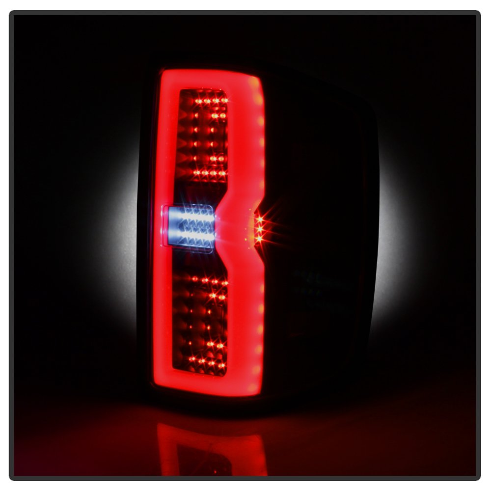 LED Tail Lights Xtune (ALT-ON-CS14-LBLED-BSM)
