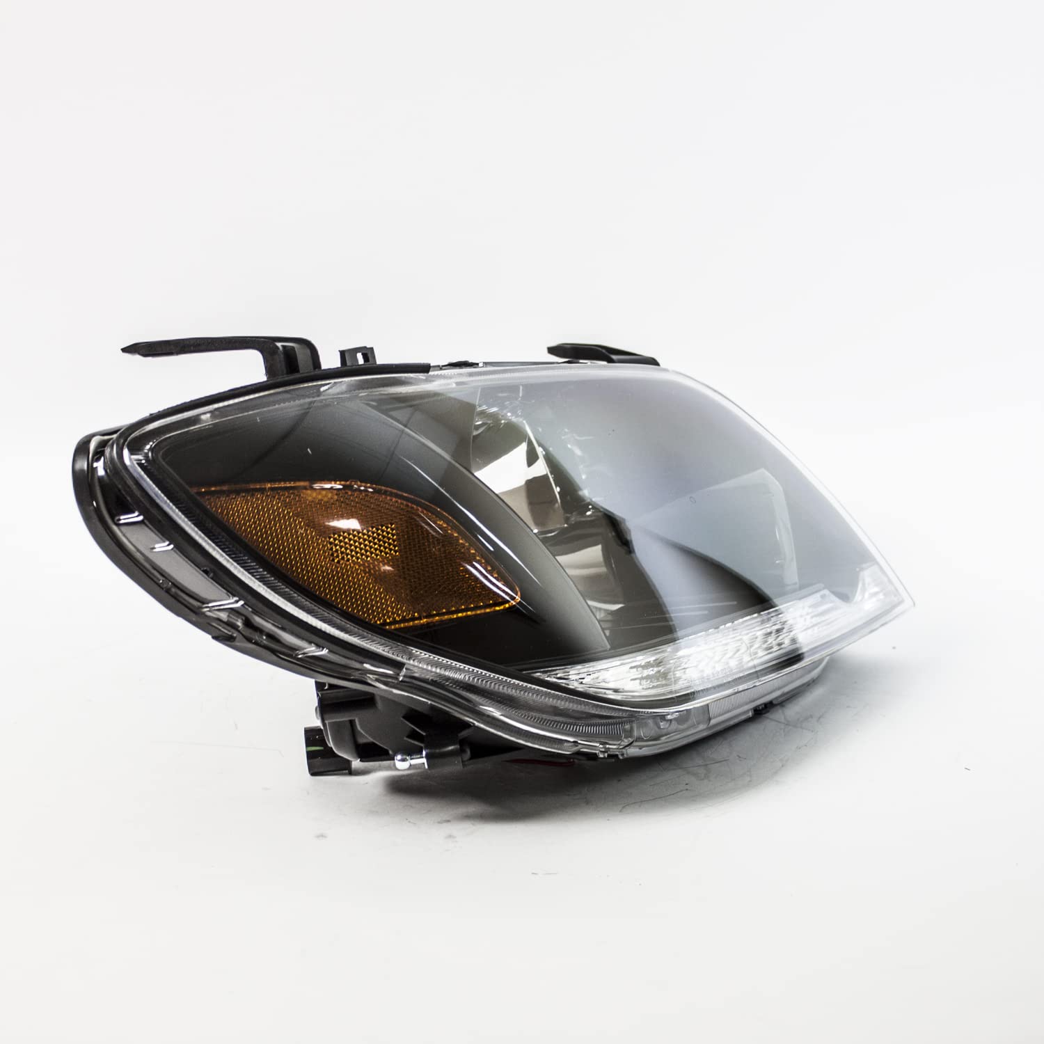 Right TYC Headlight Assembly Compatible with 2003-2004 Mitsubishi Outlander