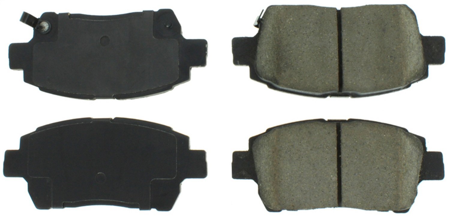 Front StopTech 308.08220 Brake Pads with Shims and Hardware Street