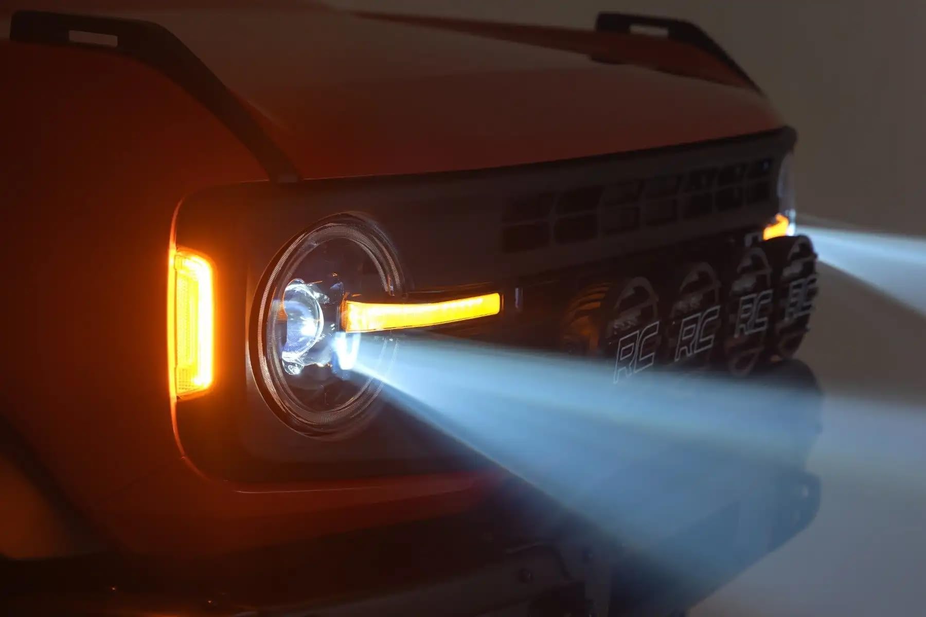 Rough Country LED Headlights DRL Halo for Ford Bronco (2021–2025) - DOT Approved Projection Headlight Assembly Set with Sequential Turn Signals & Adjustable Beam