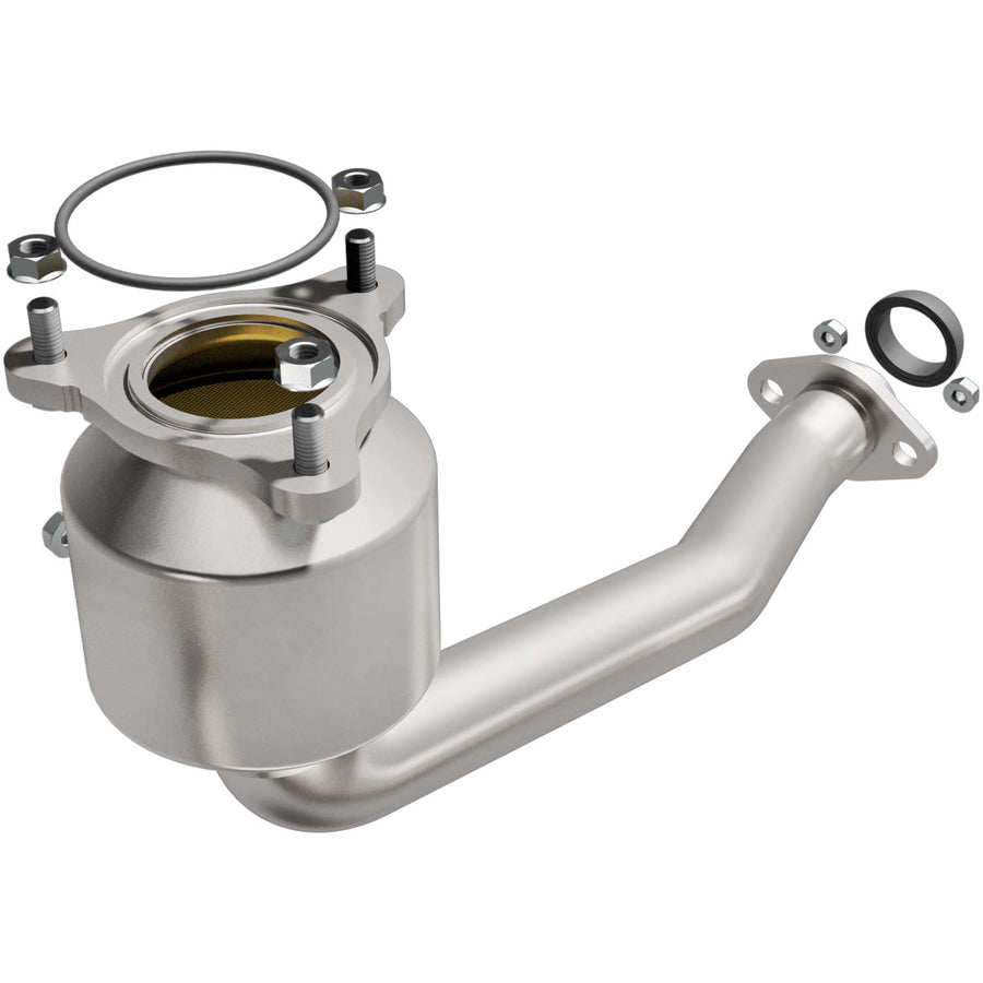 452671 Magnaflow Direct Fit Catalytic Converter (Suzuki Aerio 2.3L (CA Emissions)), 1 Pack (Non-CARB Compliant)