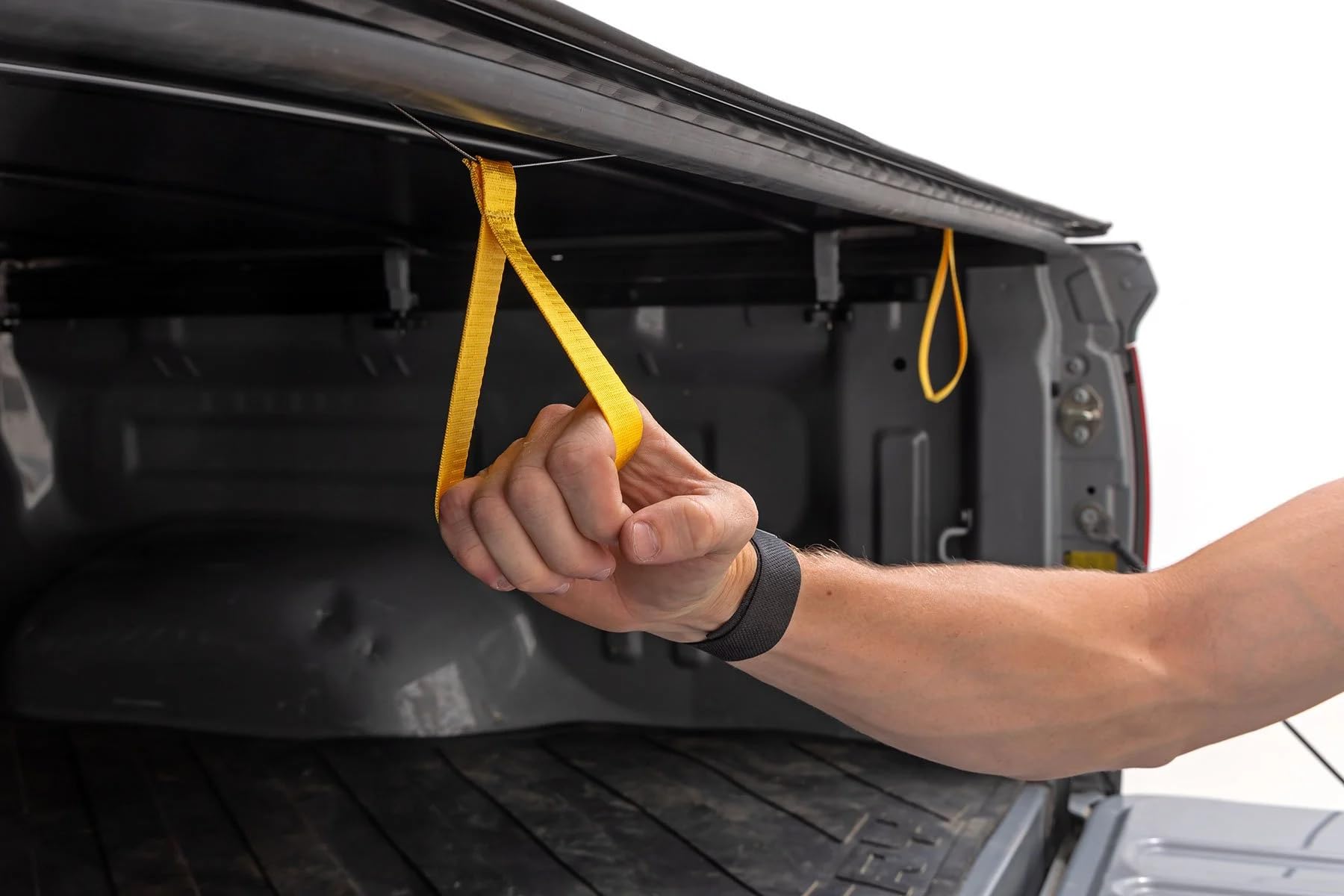 Soft Roll-Up Truck Bed Cover Rough Country for Toyota Tundra (2007-2021) - Fits 6'7 Bed, Weather-Resistant Tonneau Cover