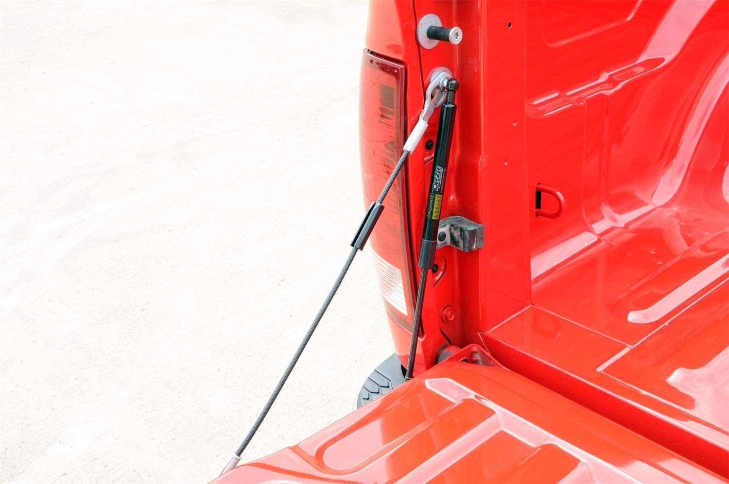 Tailgate Dee Zee Assist 43300