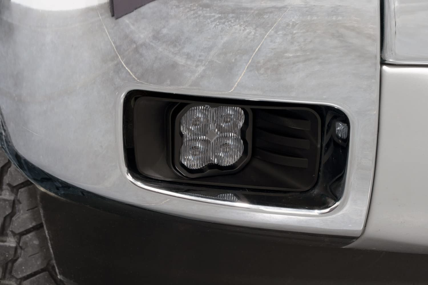 Diode Dynamics Fog Light Kit SS3 LED compatible with Chevrolet Tahoe 2015-2020, Yellow SAE Max with Backlight