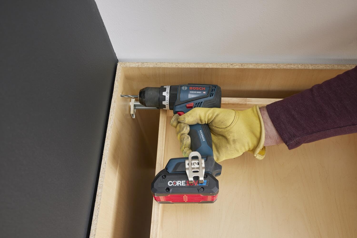 1/2 In. Brushless GSB18V-800CB24 Connected-Ready Hammer Drill/Driver Kit with (1) CORE18V® 4 Ah Advanced Power Battery