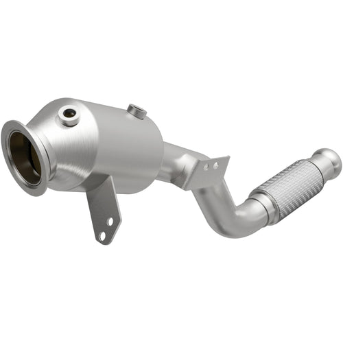 Catalytic Converter MagnaFlow 21-897: Direct-Fit, OEM Grade, Compatible With 2016-2022 Mercedes-Benz Metris 2.0L (Federal/EPA Compliant)