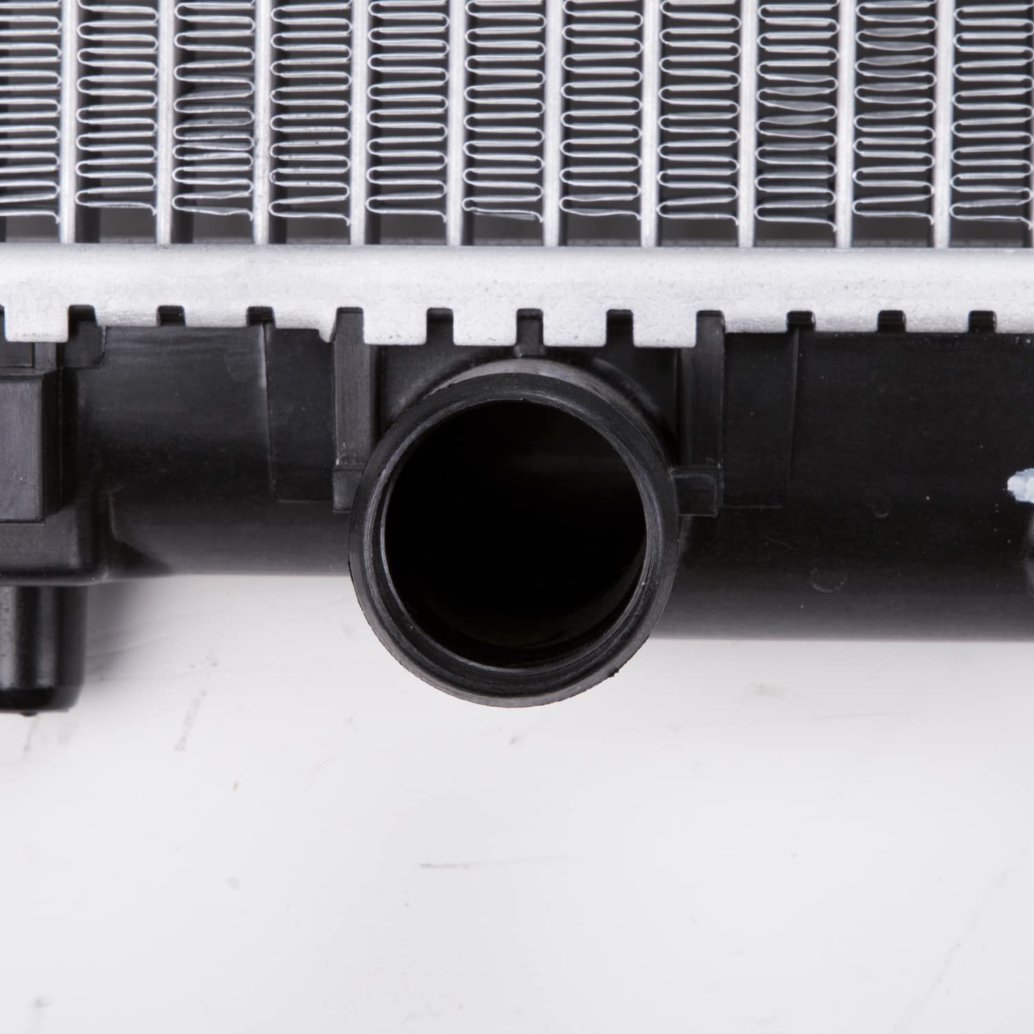 Radiator TYC 1746 Compatible with 1994-1996 Toyota Camry