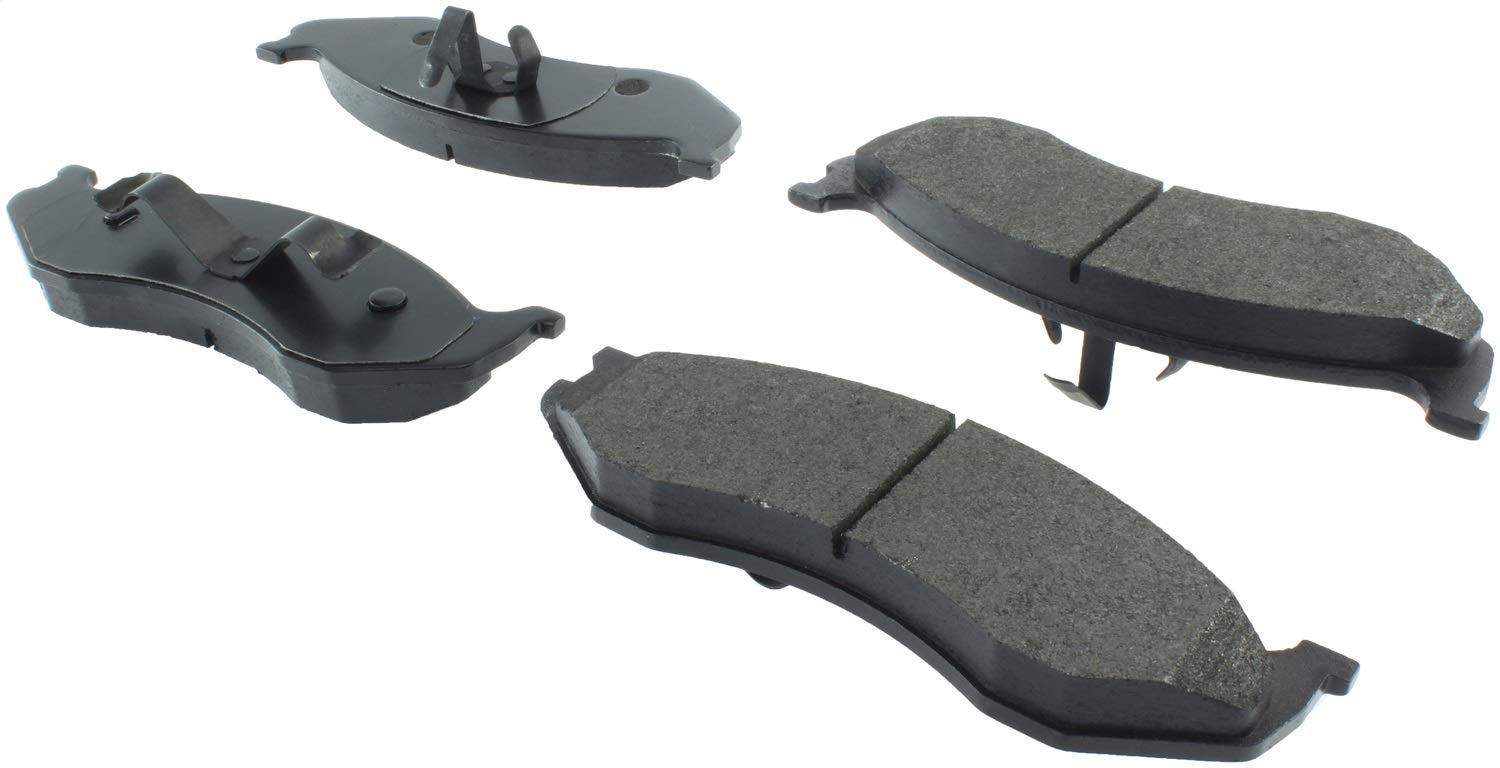 Front StopTech 308.04770 Brake Pads with Shims and Hardware Street