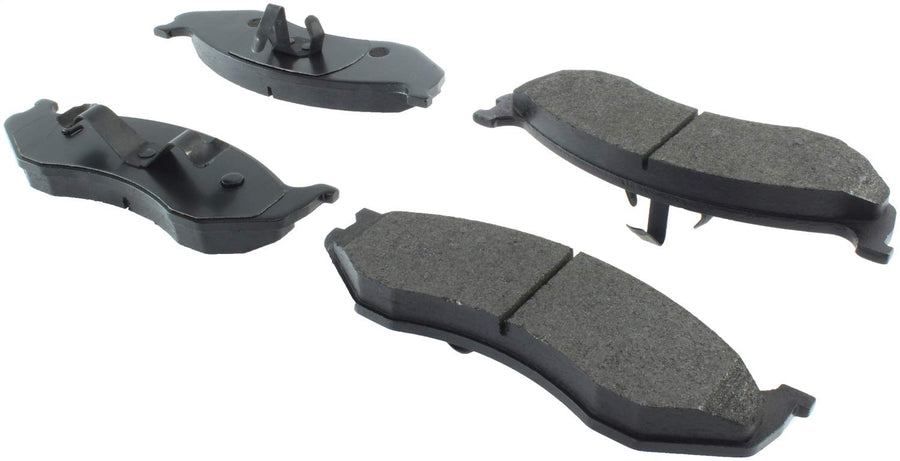 Front StopTech 308.04770 Brake Pads with Shims and Hardware Street