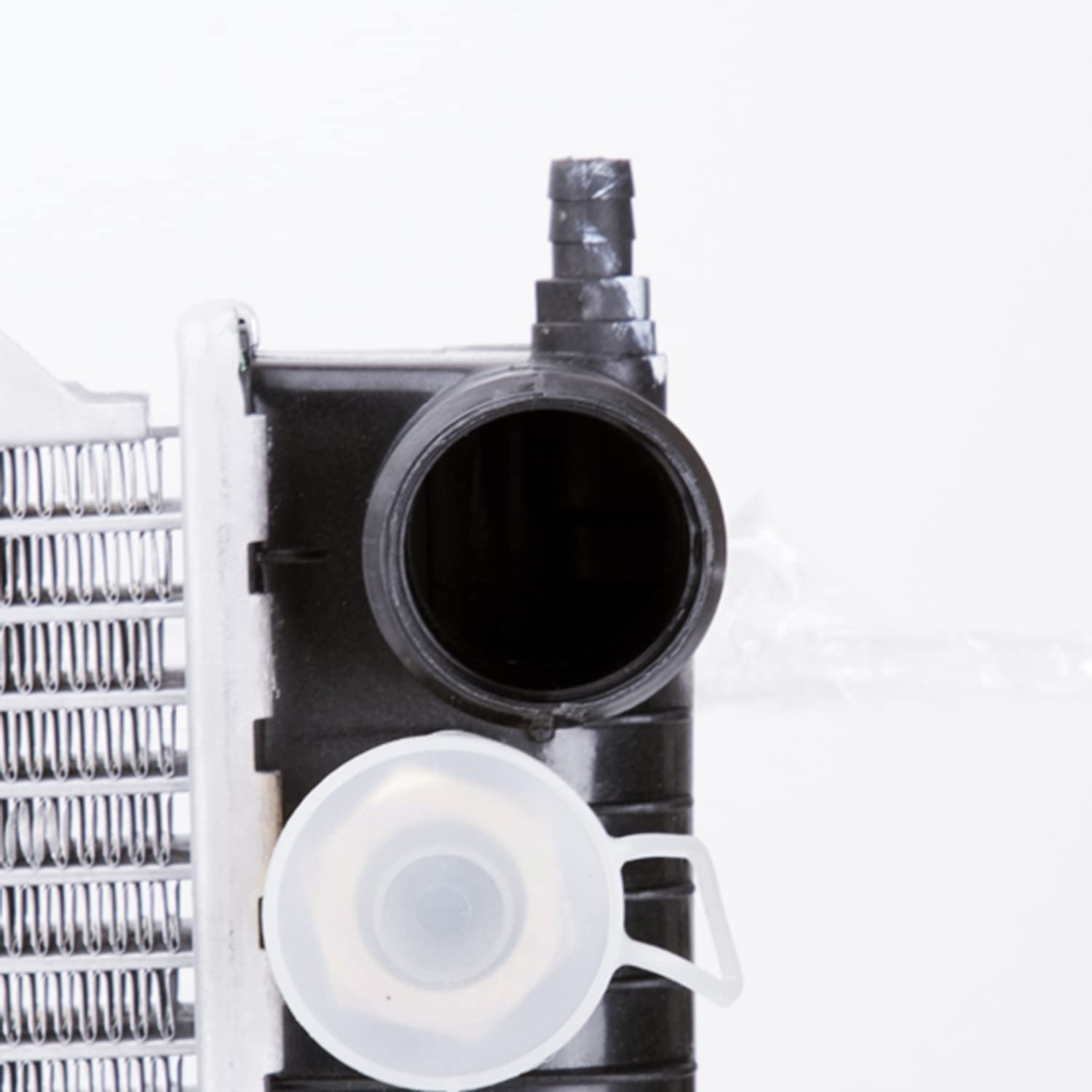 Radiator TYC 2424 Compatible with 1999-2004 Volvo C70